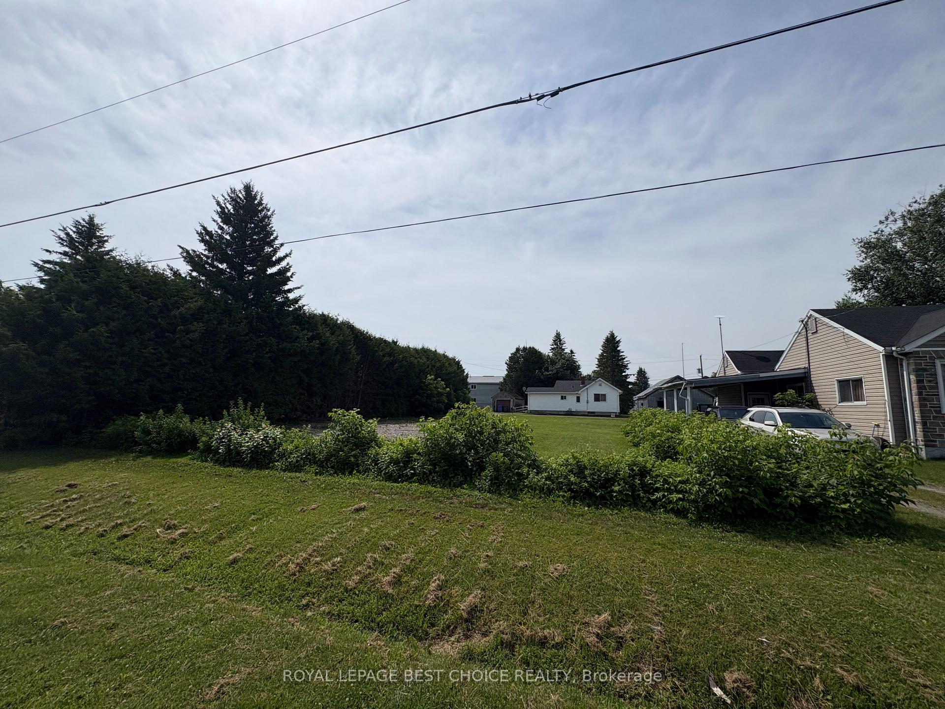 Photo 2 of 84 Third Avenue, Englehart — HOMEH