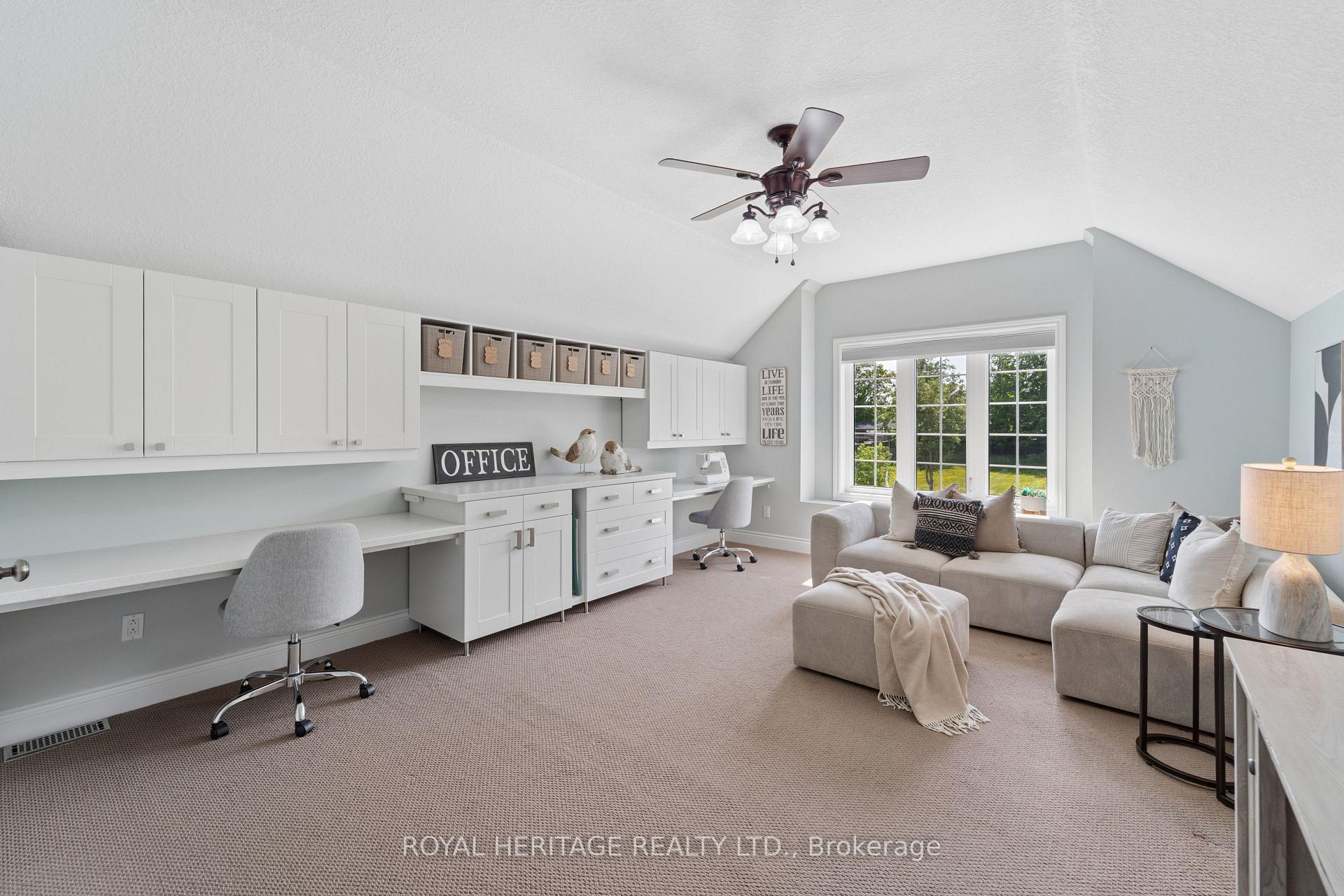 Photo 17 of 24 Corvinelli Drive, Whitby, Brooklin — HOMEH