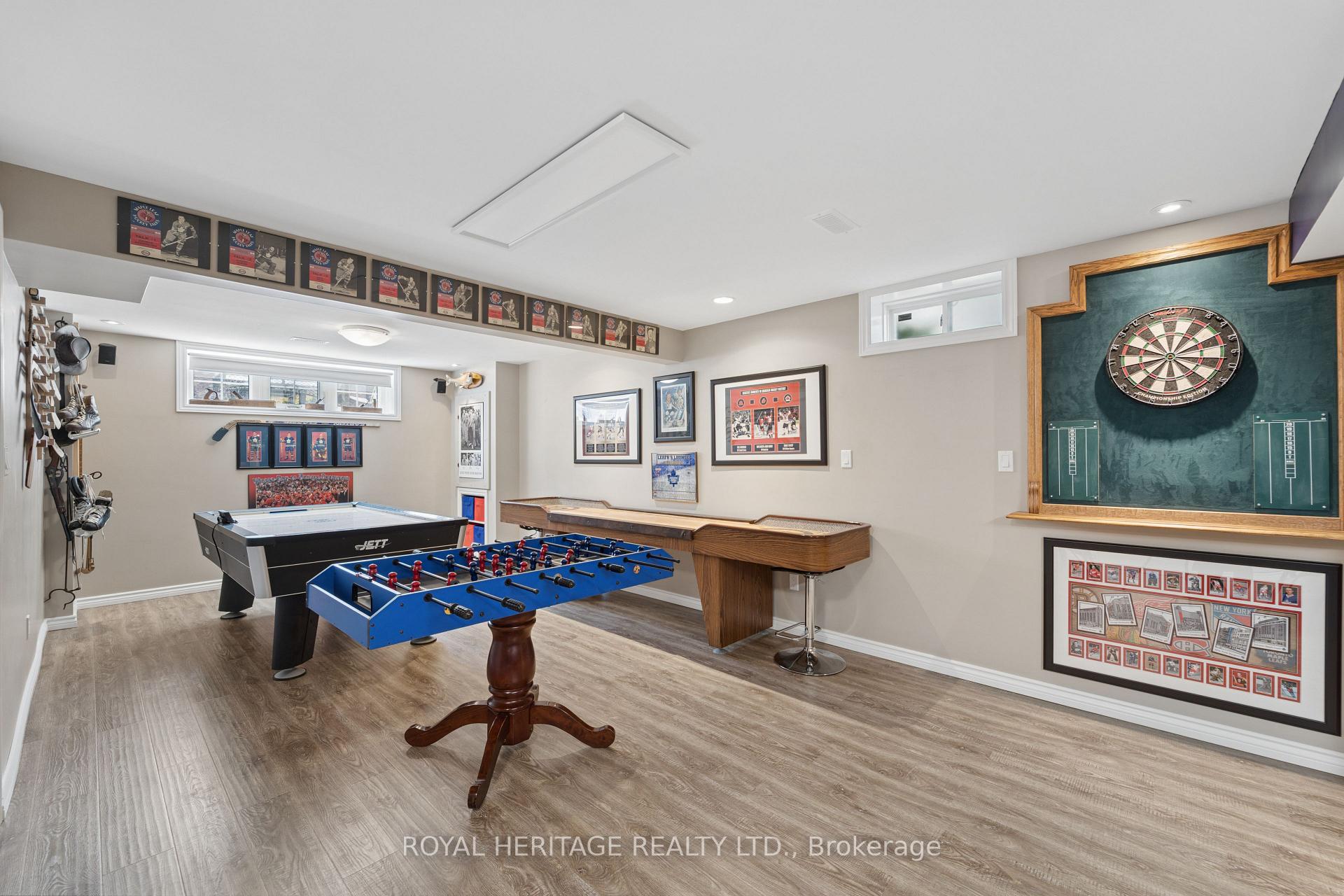Photo 23 of 24 Corvinelli Drive, Whitby, Brooklin — HOMEH