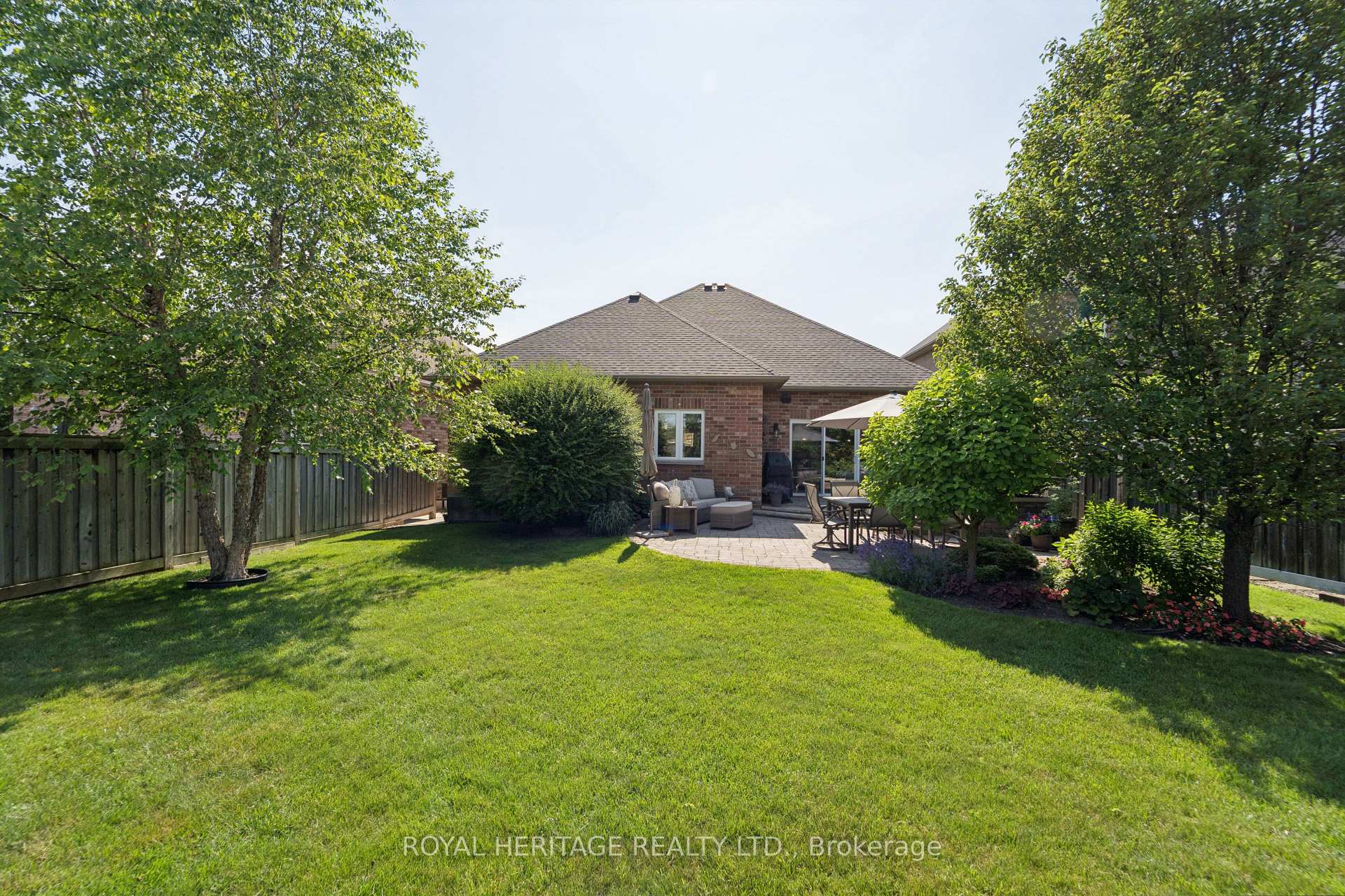 Photo 29 of 24 Corvinelli Drive, Whitby, Brooklin — HOMEH