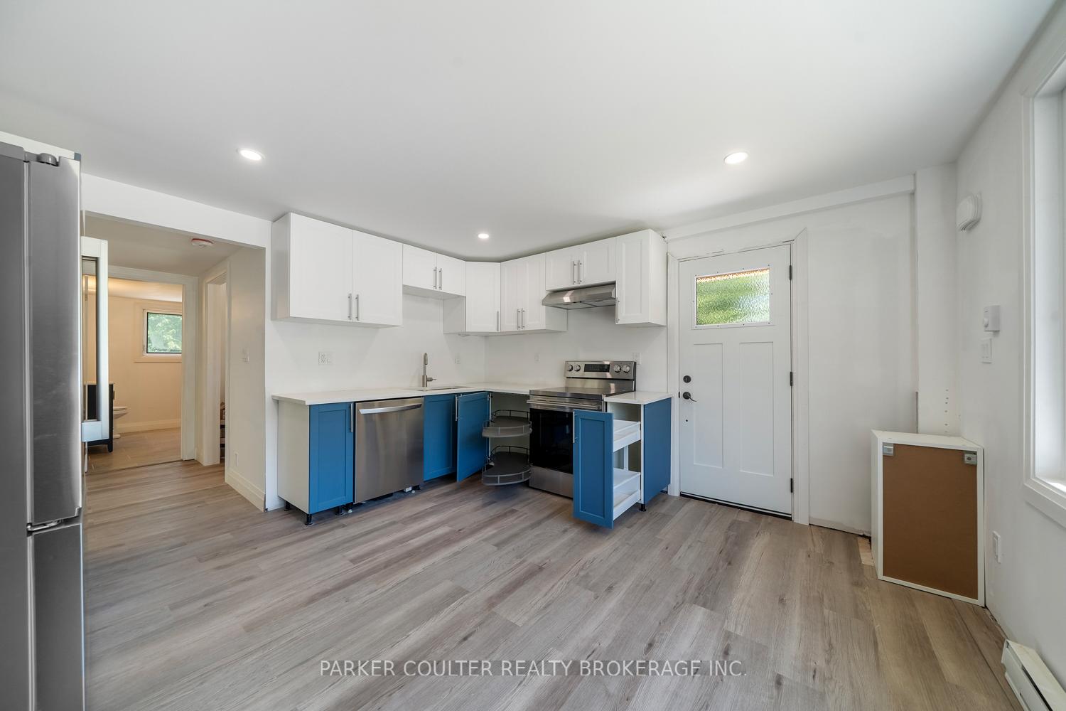 Photo 7 of 14 Earldom Boulevard, Tay, Port McNicoll — HOMEH