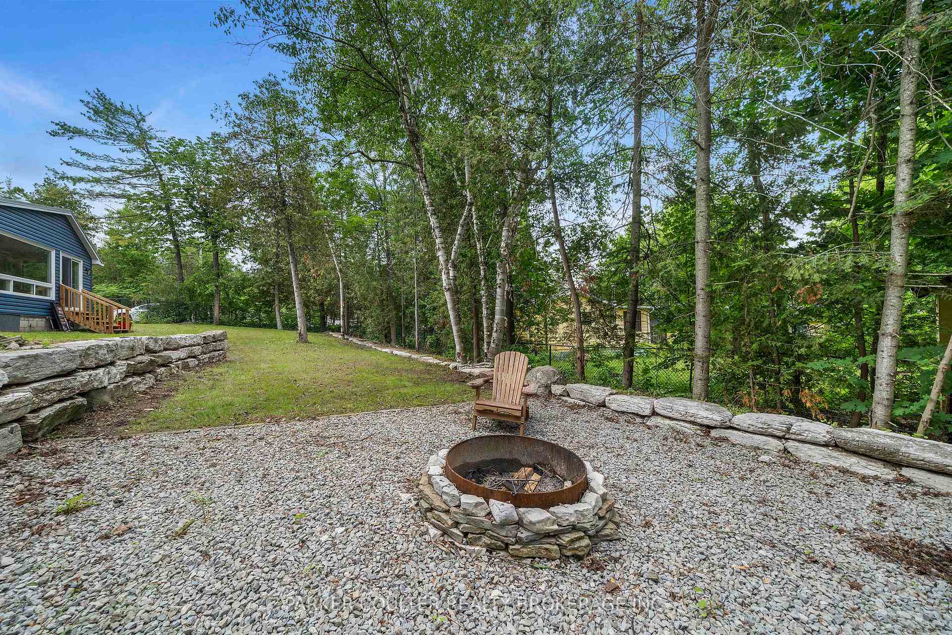 Photo 24 of 14 Earldom Boulevard, Tay, Port McNicoll — HOMEH