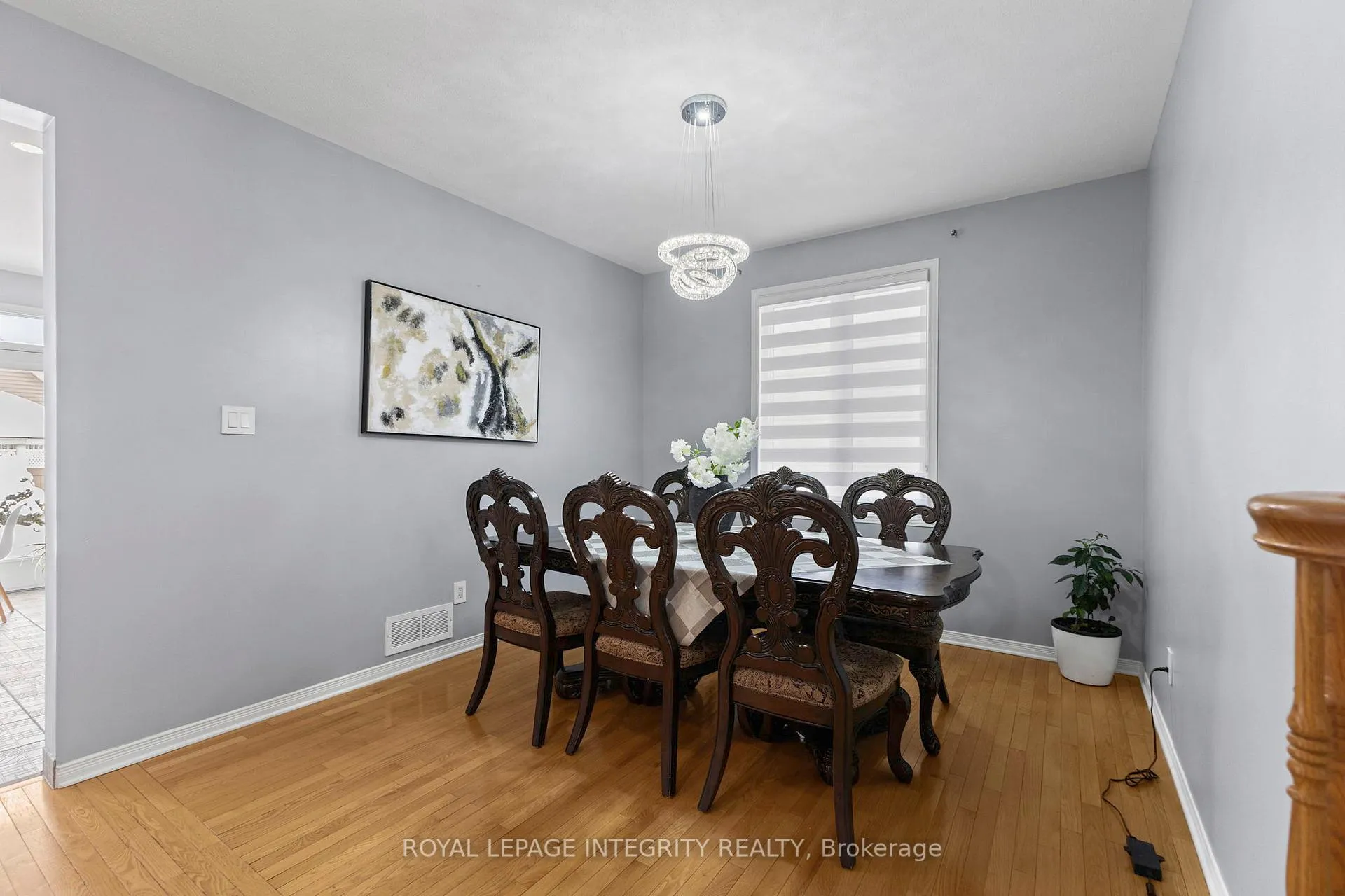 Photo 8 of 2421 Glandriel Crescent, Ottawa, Springridge/East Village — HOMEH