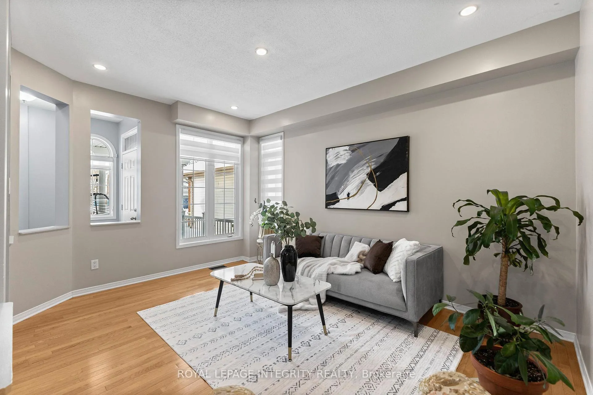 Photo 12 of 2421 Glandriel Crescent, Ottawa, Springridge/East Village — HOMEH
