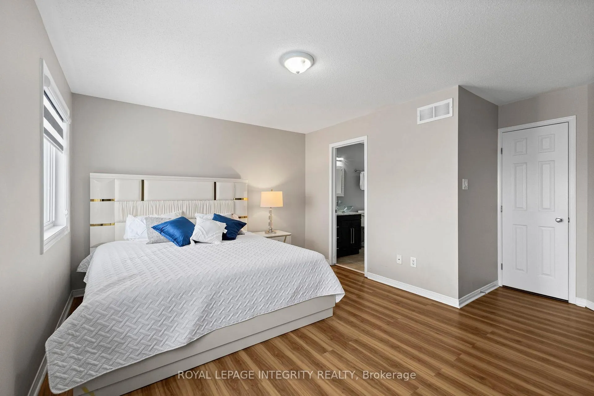 Photo 23 of 2421 Glandriel Crescent, Ottawa, Springridge/East Village — HOMEH