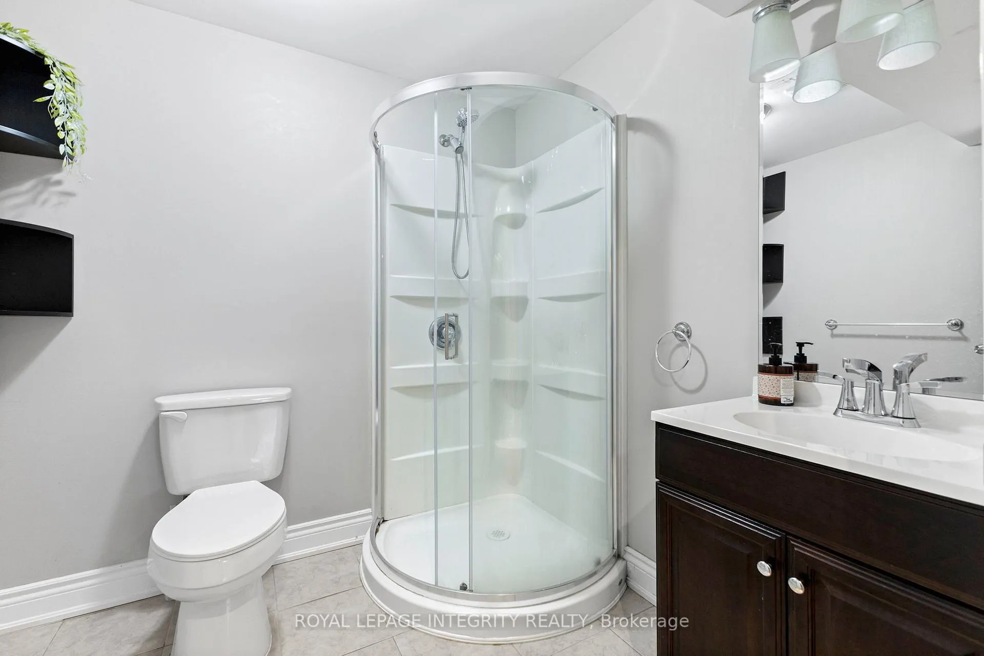 Photo 30 of 2421 Glandriel Crescent, Ottawa, Springridge/East Village — HOMEH