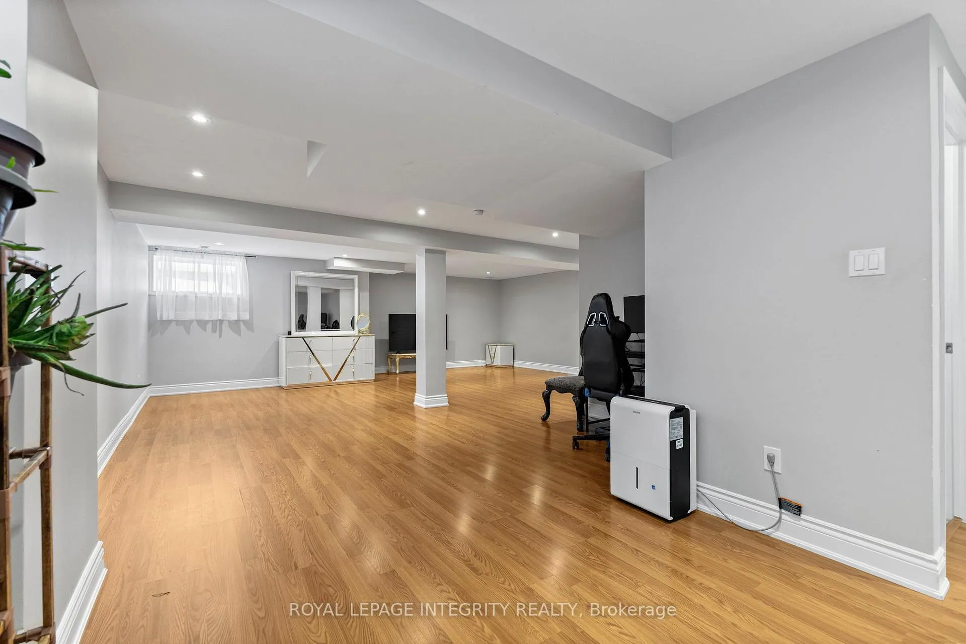 Photo 31 of 2421 Glandriel Crescent, Ottawa, Springridge/East Village — HOMEH