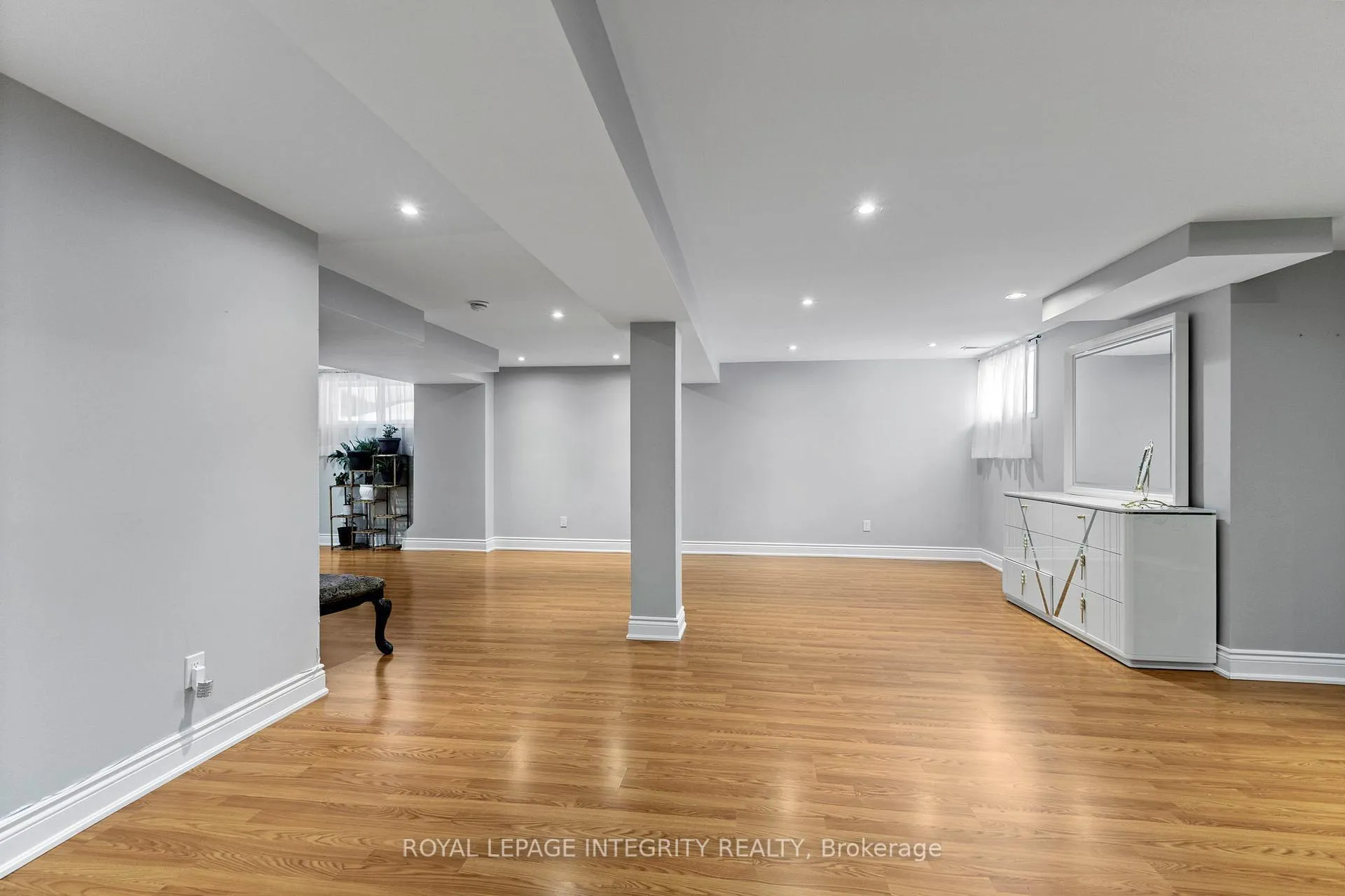 Photo 34 of 2421 Glandriel Crescent, Ottawa, Springridge/East Village — HOMEH