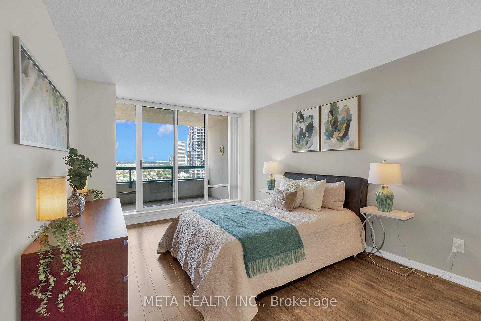 Photo 17 of Unit 2010, 550 Webb Drive, Mississauga, City Centre — HOMEH