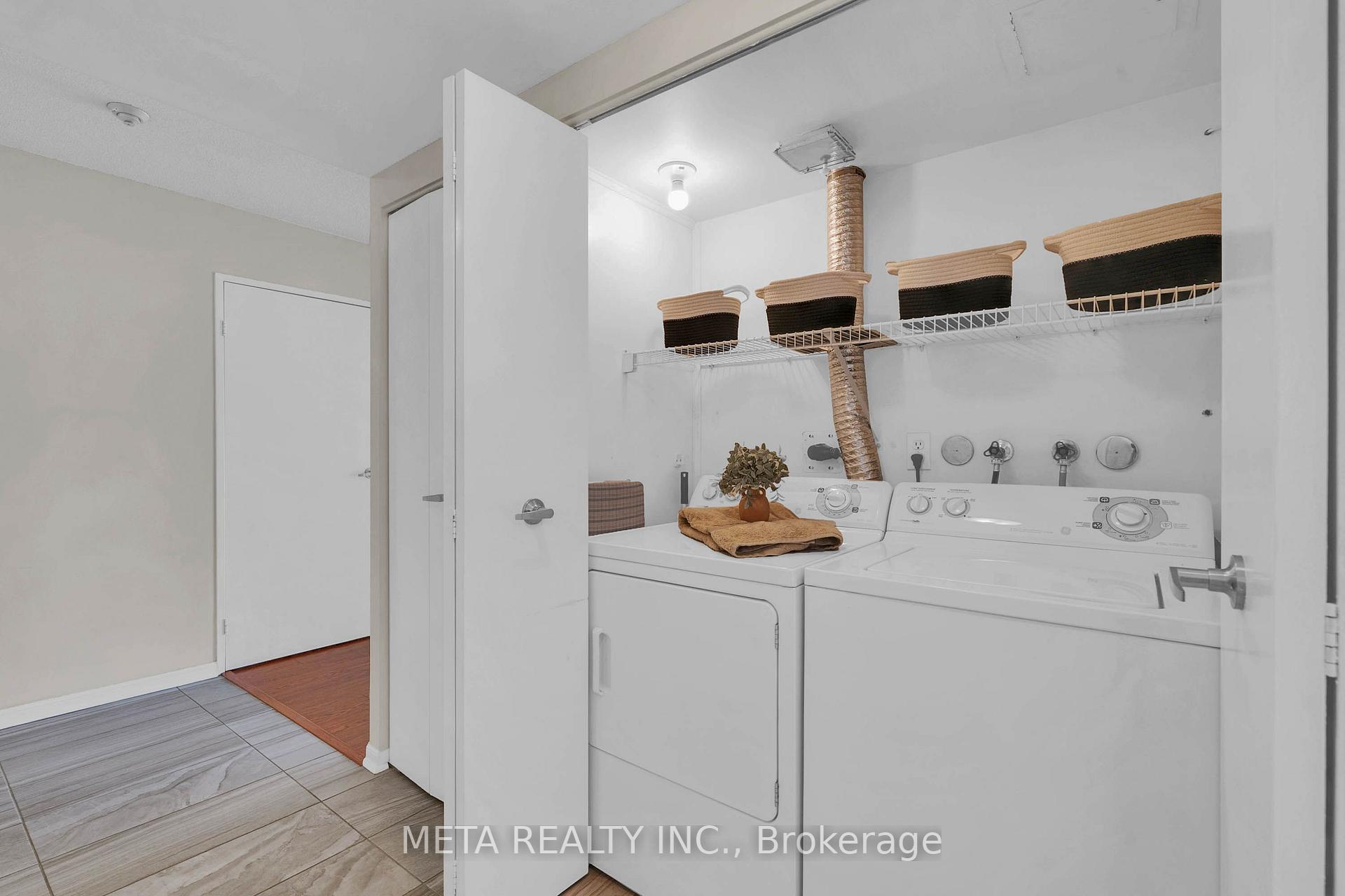 Photo 26 of Unit 2010, 550 Webb Drive, Mississauga, City Centre — HOMEH