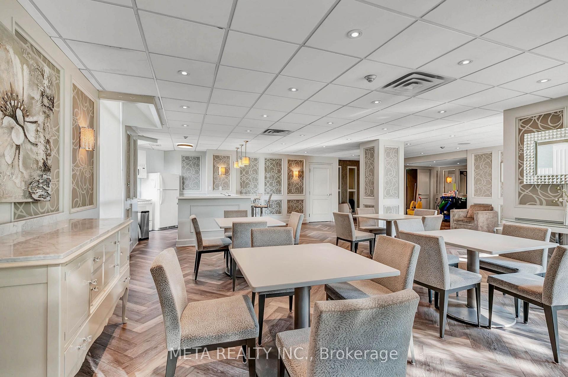 Photo 31 of Unit 2010, 550 Webb Drive, Mississauga, City Centre — HOMEH