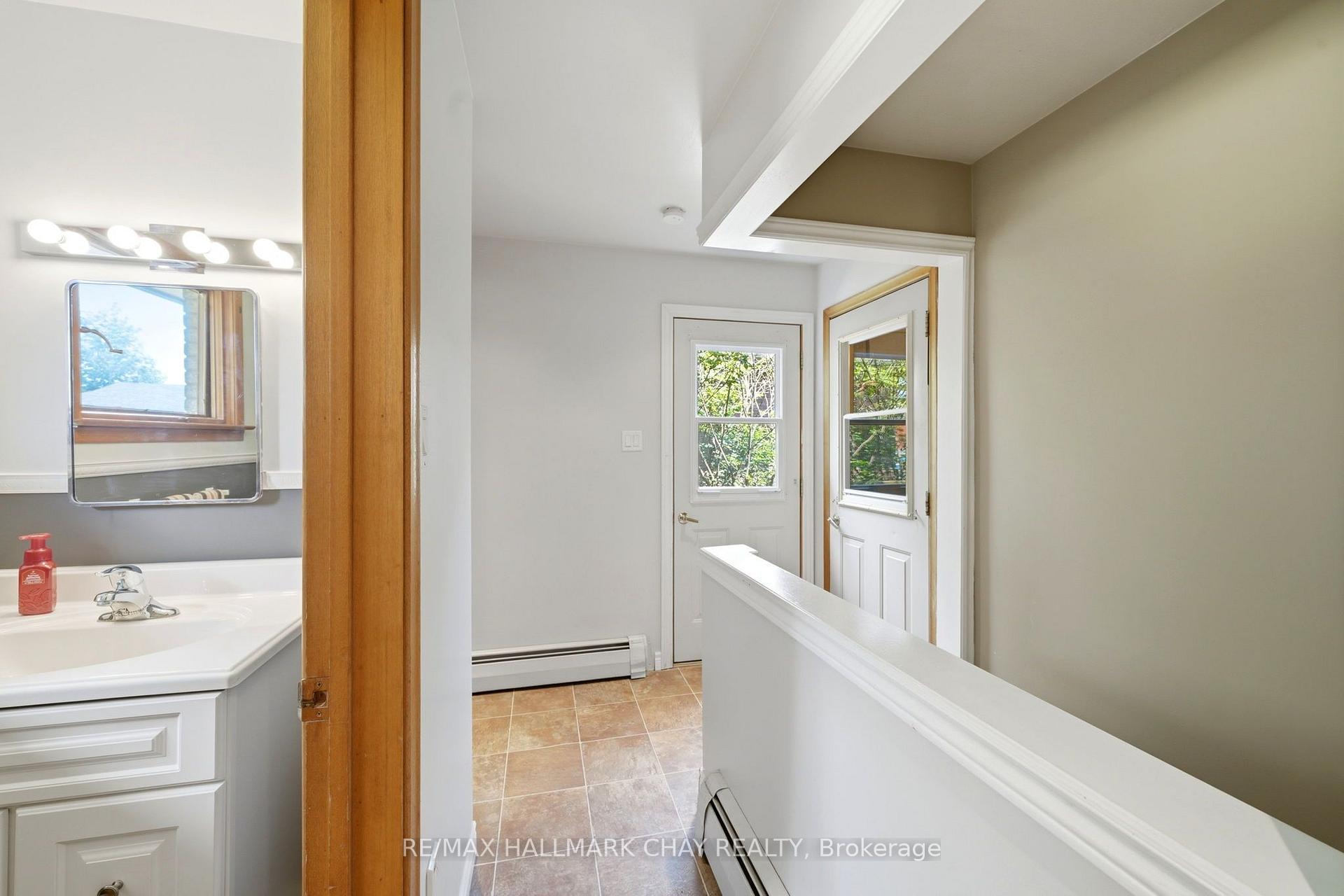 Photo 27 of 14 Douglas Drive, New Tecumseth, Alliston — HOMEH