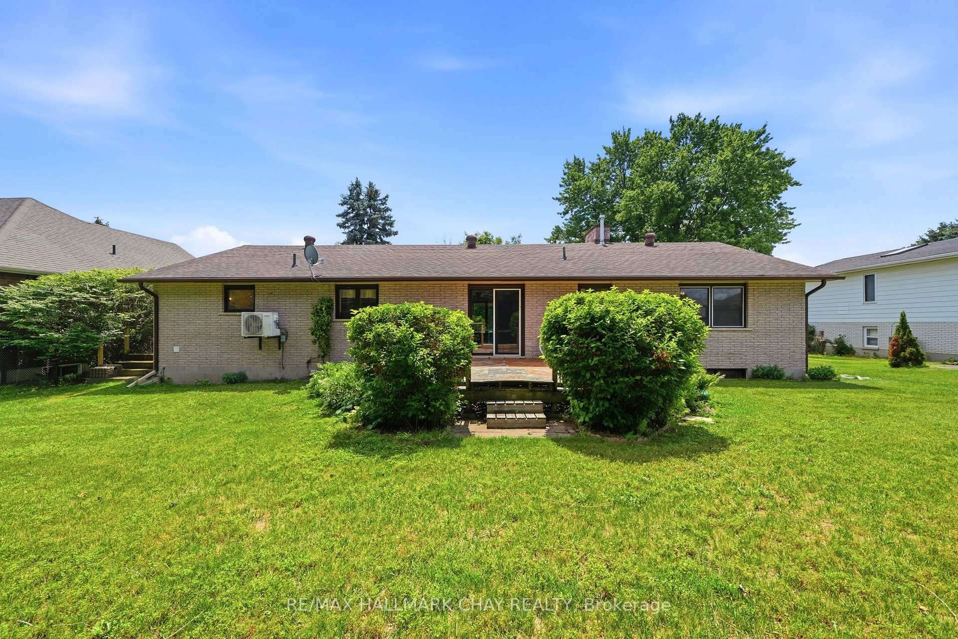 Photo 37 of 14 Douglas Drive, New Tecumseth, Alliston — HOMEH