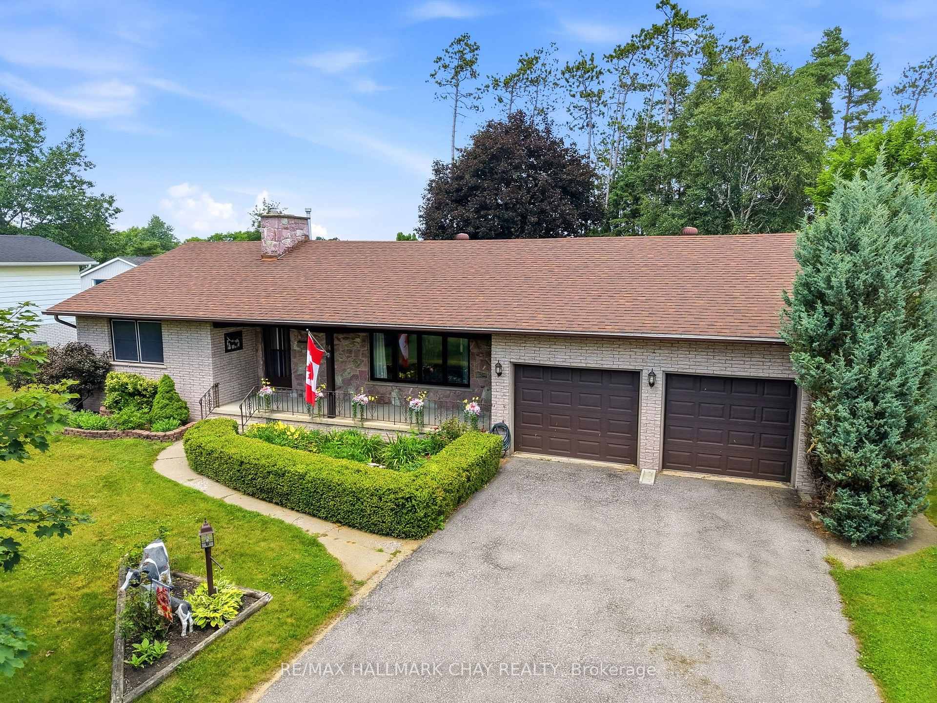 Photo 41 of 14 Douglas Drive, New Tecumseth, Alliston — HOMEH