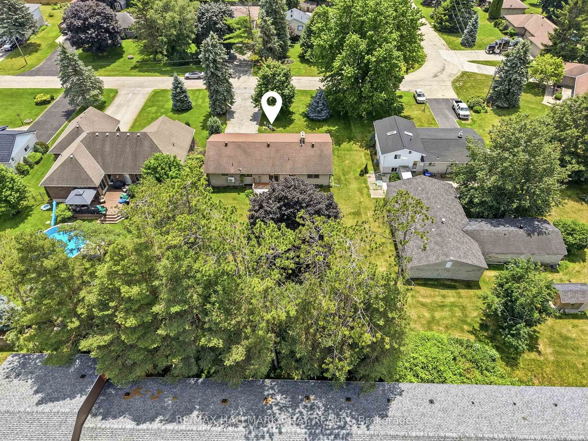 Photo 44 of 14 Douglas Drive, New Tecumseth, Alliston — HOMEH