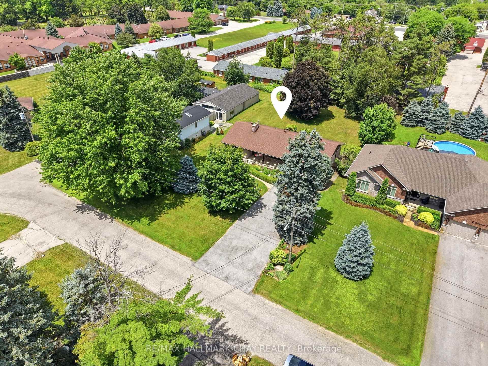 Photo 45 of 14 Douglas Drive, New Tecumseth, Alliston — HOMEH