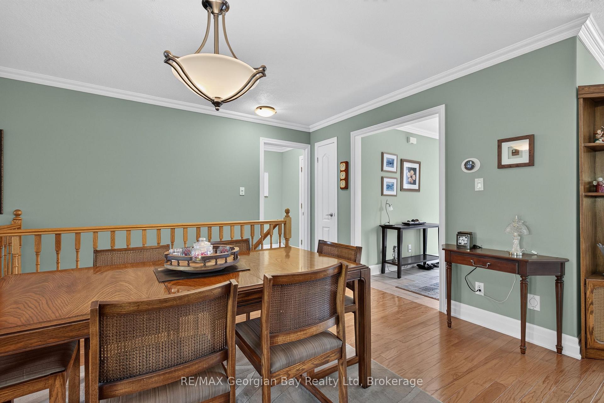 Photo 8 of 90 Burke Street, Penetanguishene — HOMEH