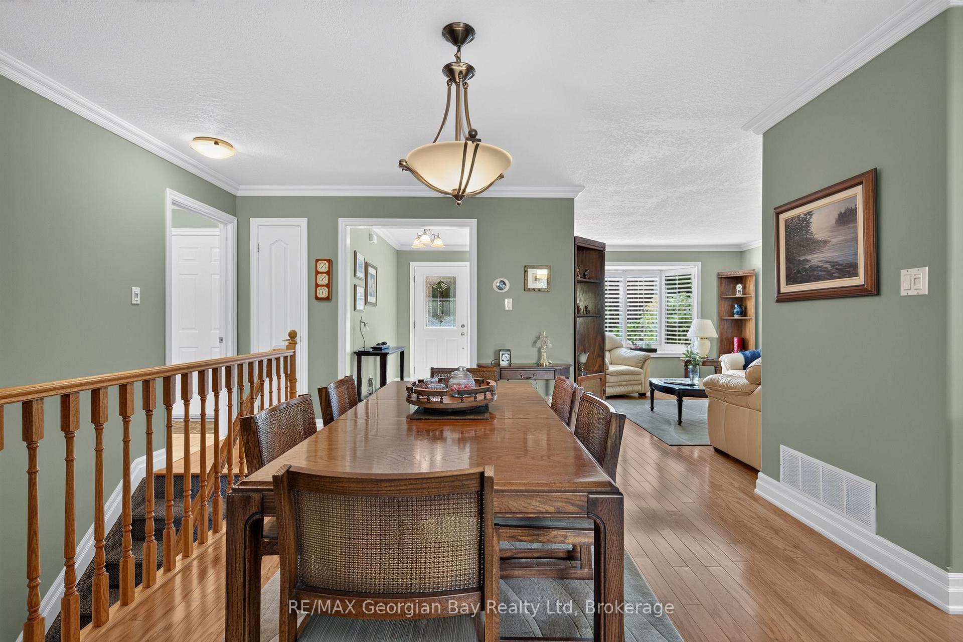 Photo 9 of 90 Burke Street, Penetanguishene — HOMEH