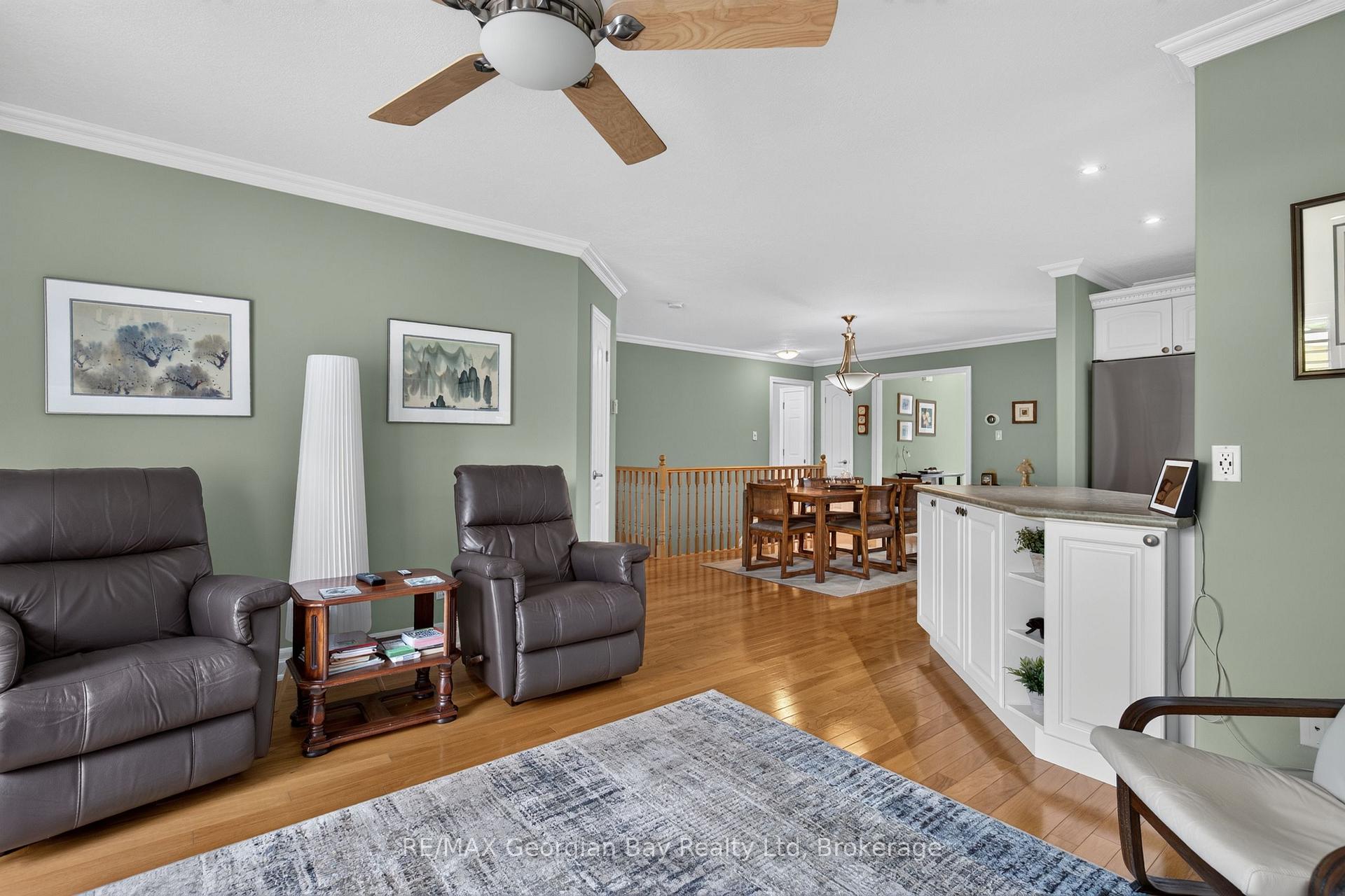 Photo 14 of 90 Burke Street, Penetanguishene — HOMEH