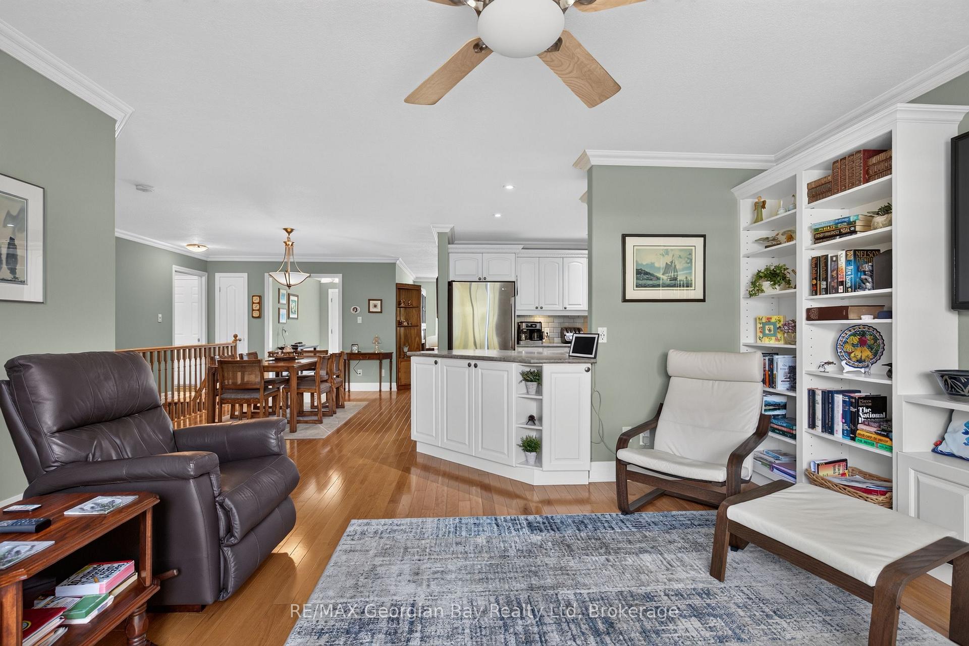 Photo 15 of 90 Burke Street, Penetanguishene — HOMEH
