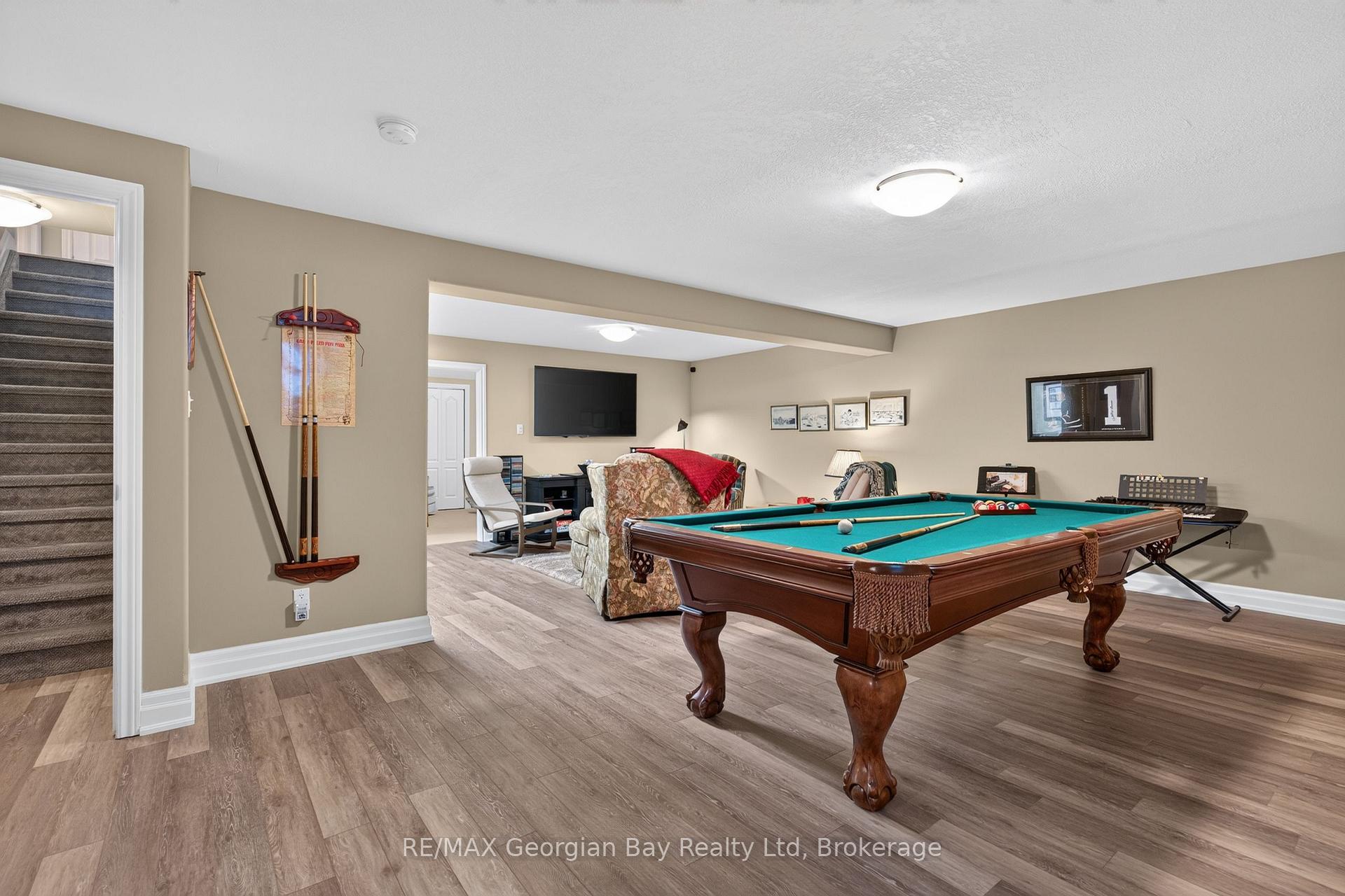Photo 25 of 90 Burke Street, Penetanguishene — HOMEH