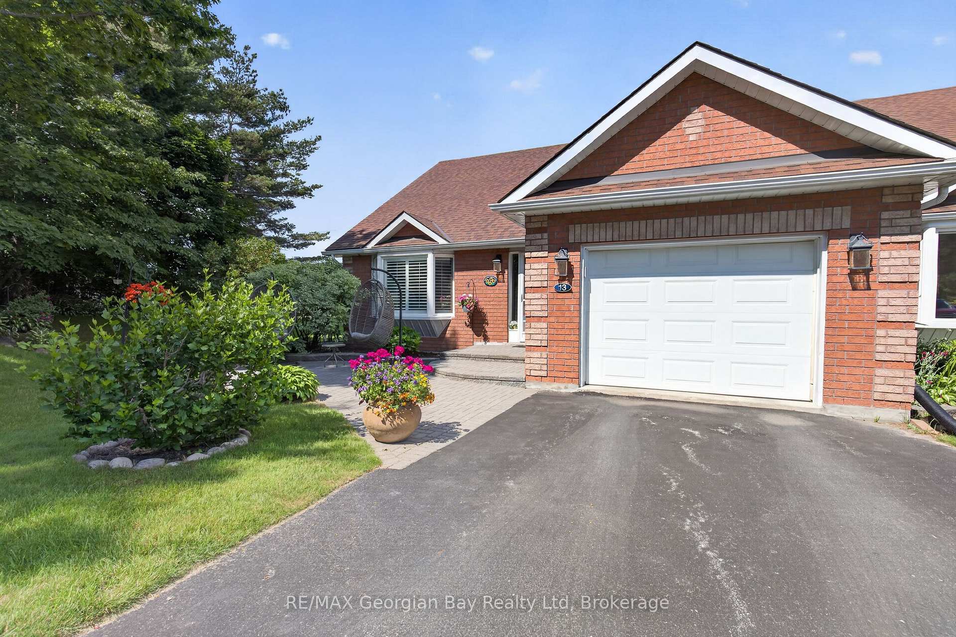 Photo 32 of 90 Burke Street, Penetanguishene — HOMEH