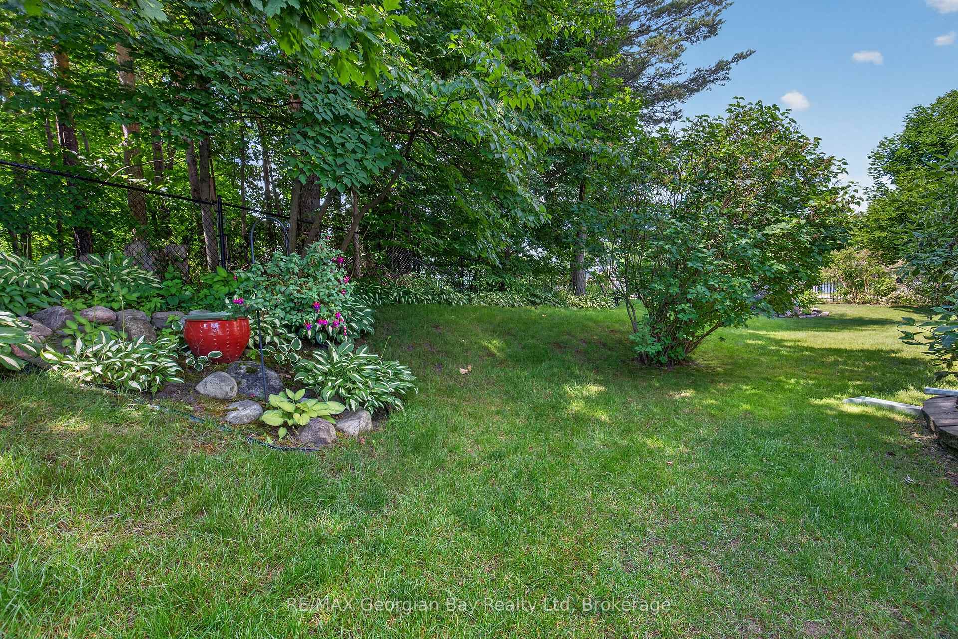 Photo 38 of 90 Burke Street, Penetanguishene — HOMEH