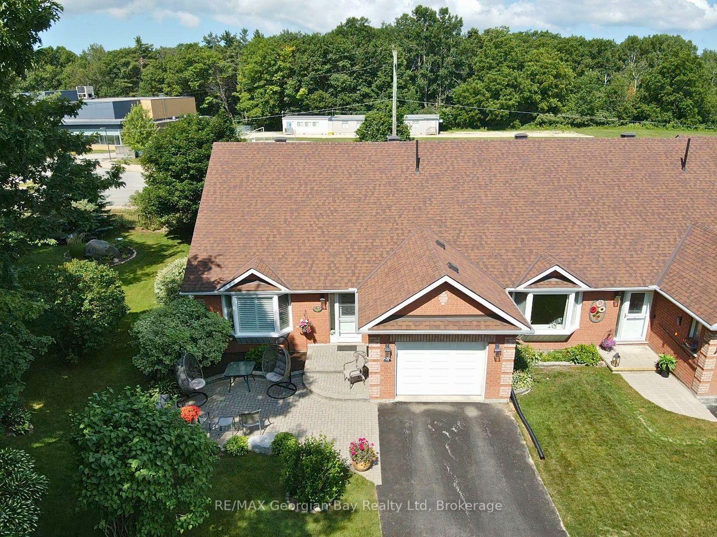 Photo 43 of 90 Burke Street, Penetanguishene — HOMEH