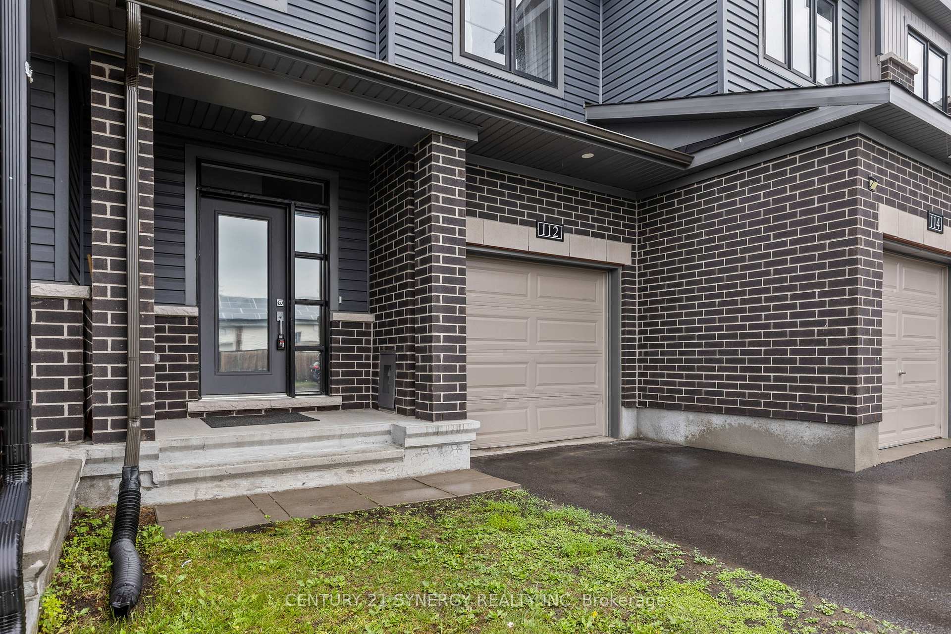 Photo 3 of 112 Attwell Private, Ottawa, Kanata - Morgan's Grant/South March — HOMEH