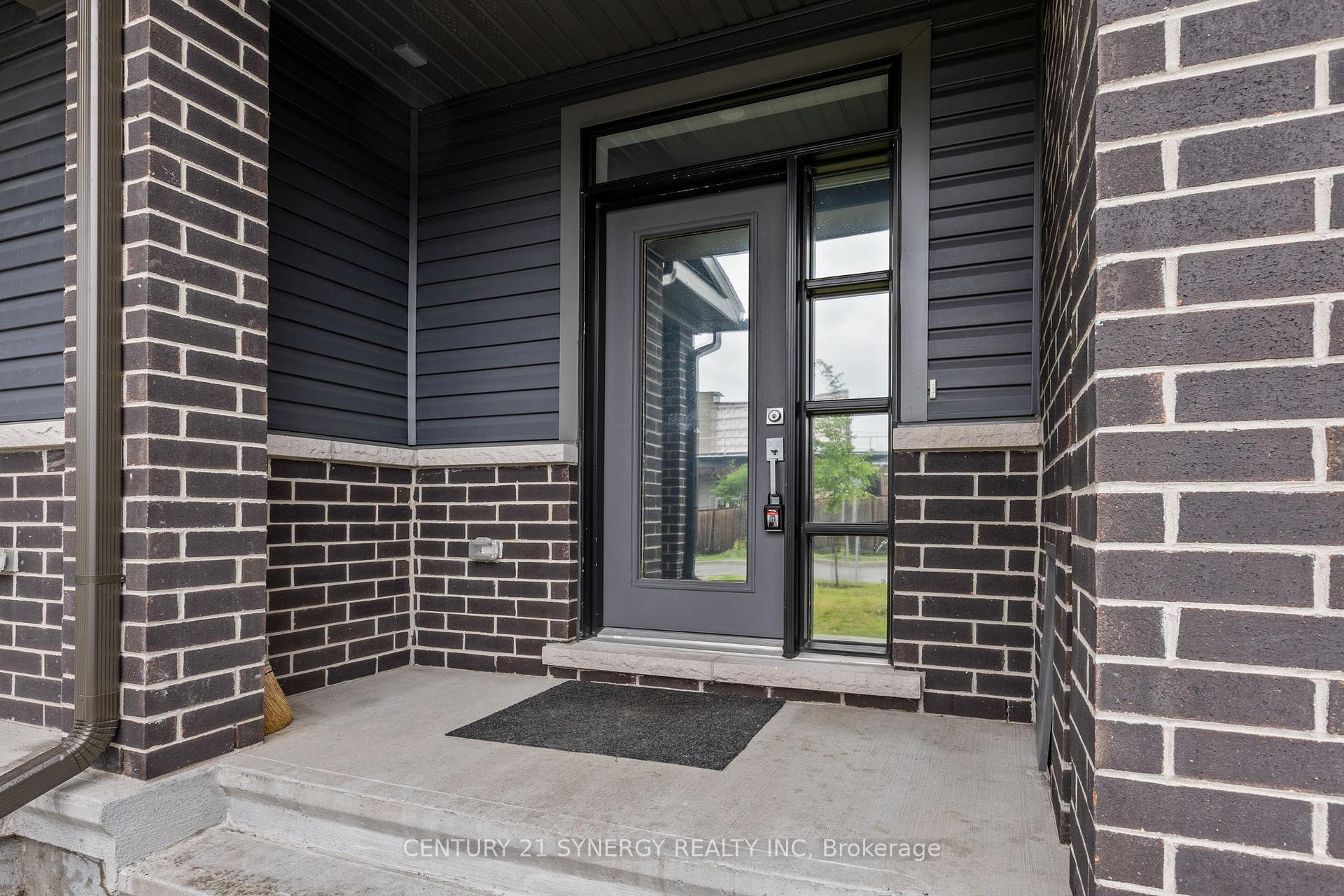 Photo 4 of 112 Attwell Private, Ottawa, Kanata - Morgan's Grant/South March — HOMEH
