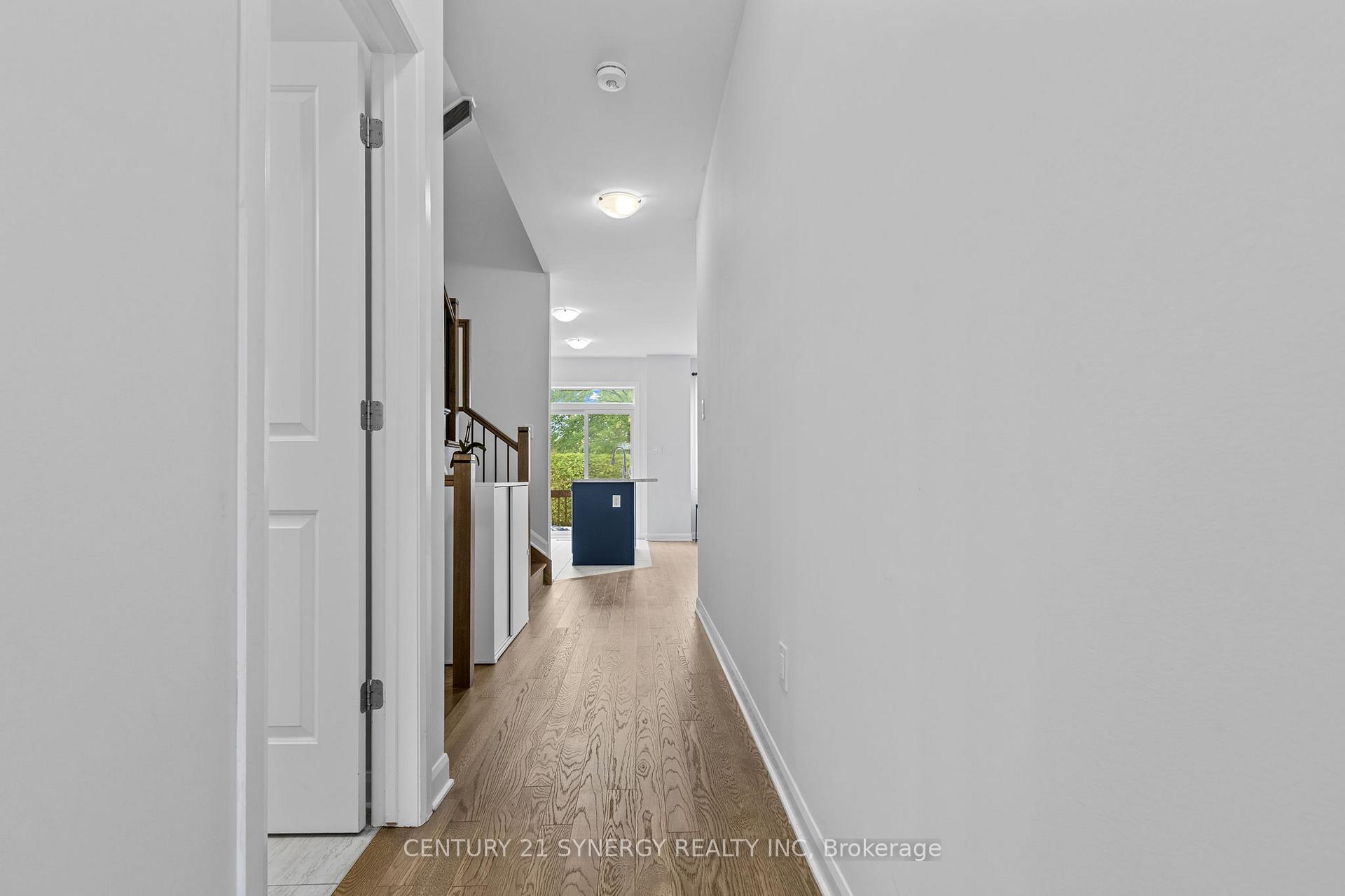 Photo 5 of 112 Attwell Private, Ottawa, Kanata - Morgan's Grant/South March — HOMEH