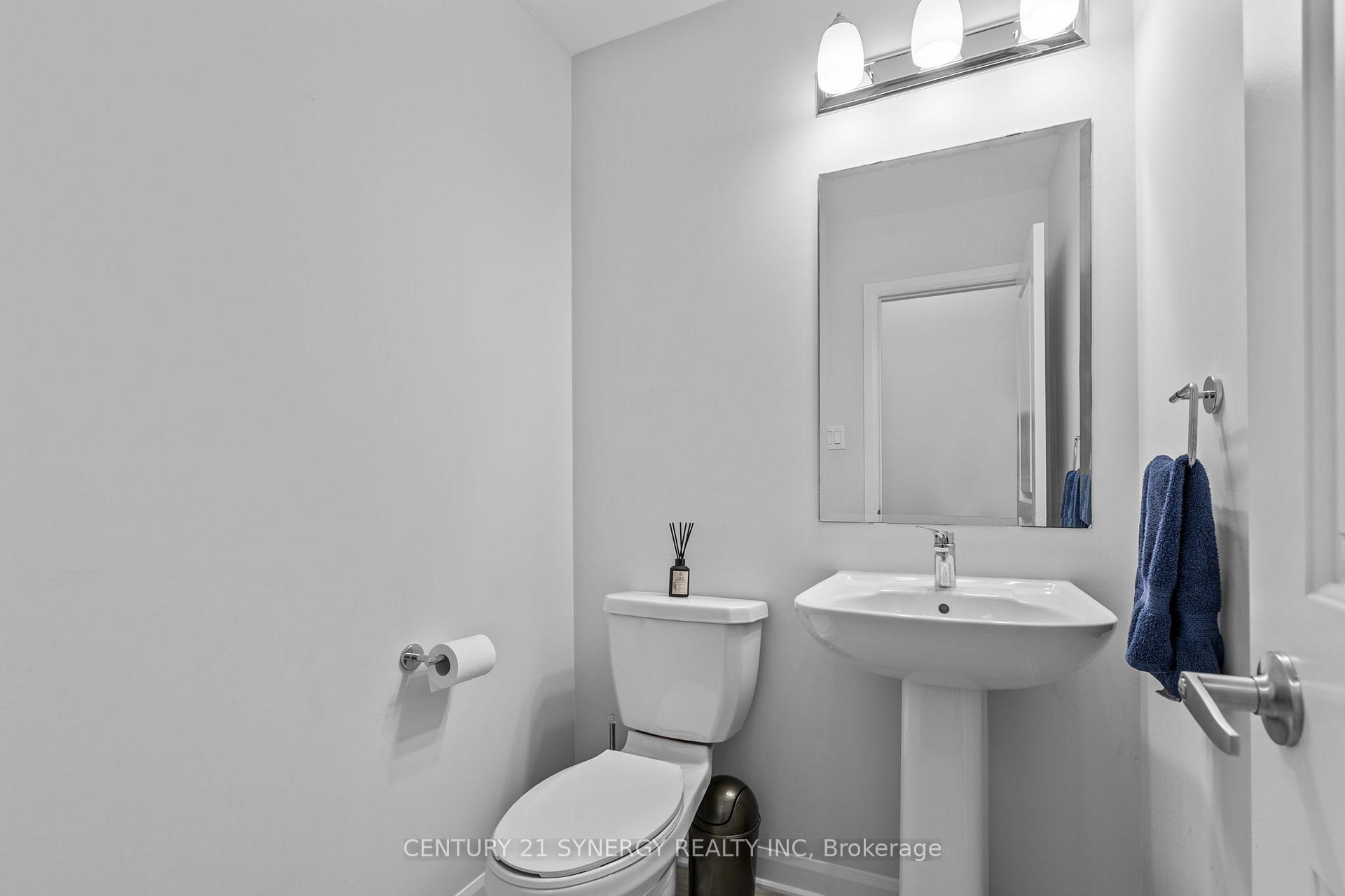 Photo 7 of 112 Attwell Private, Ottawa, Kanata - Morgan's Grant/South March — HOMEH
