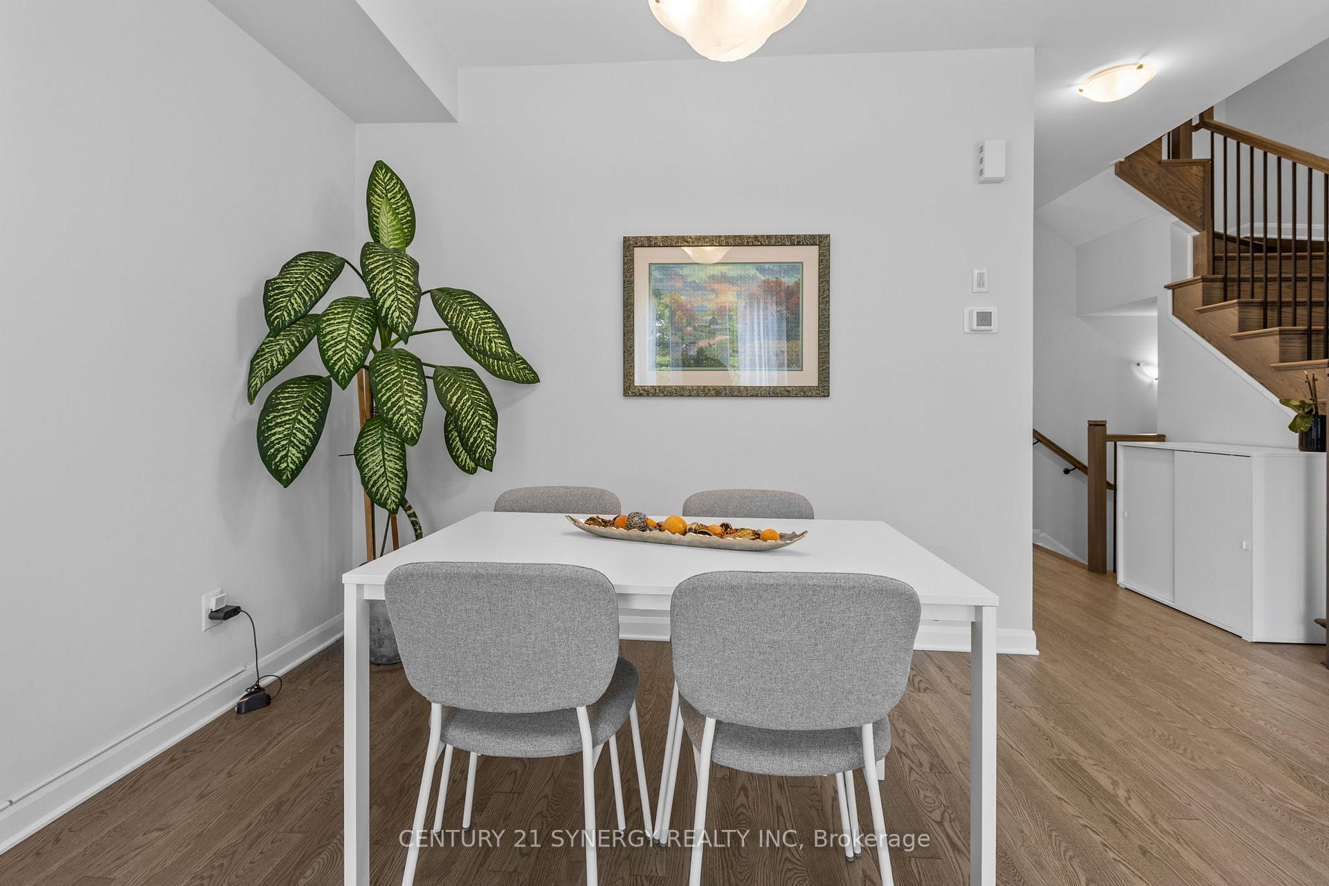 Photo 13 of 112 Attwell Private, Ottawa, Kanata - Morgan's Grant/South March — HOMEH