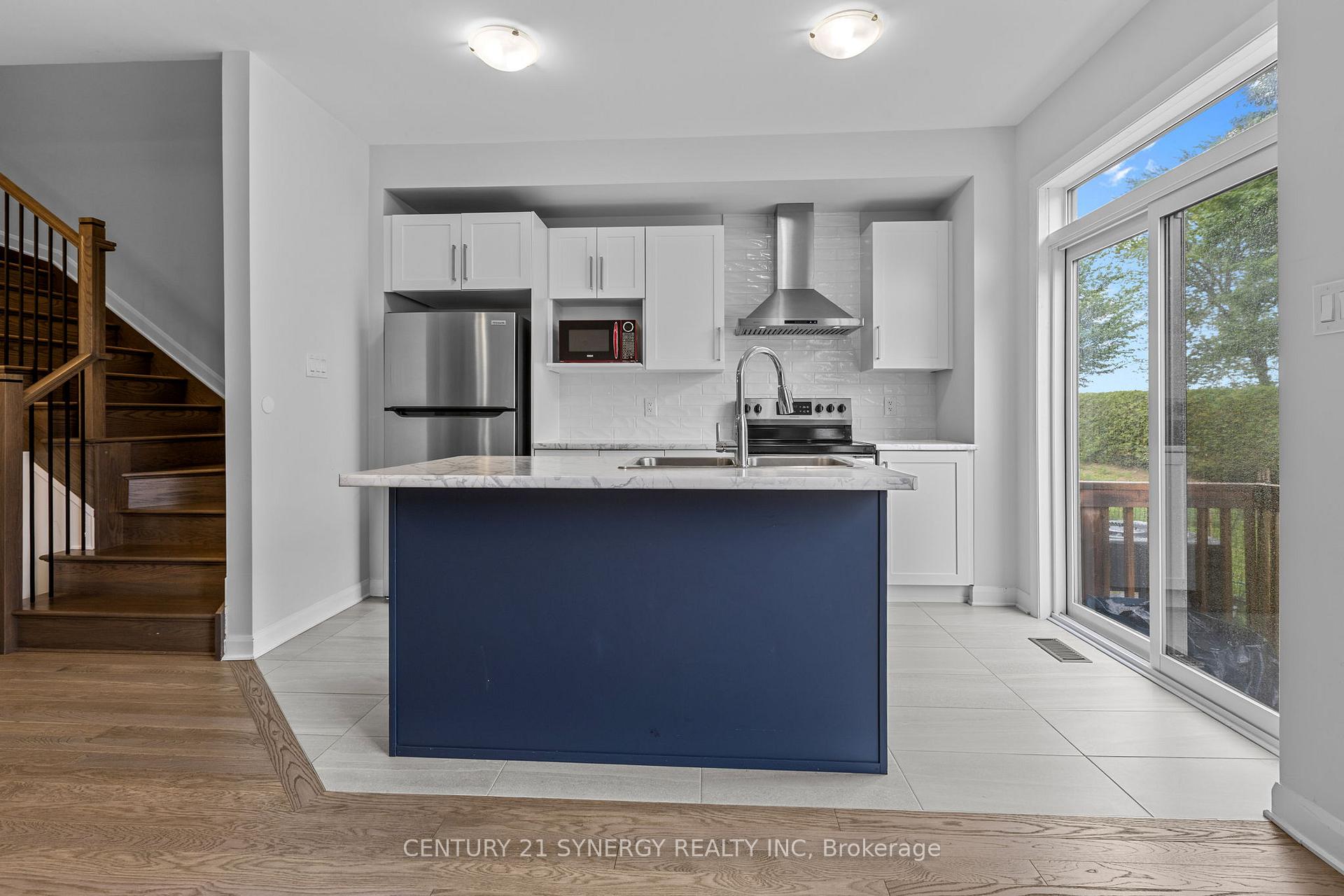 Photo 14 of 112 Attwell Private, Ottawa, Kanata - Morgan's Grant/South March — HOMEH