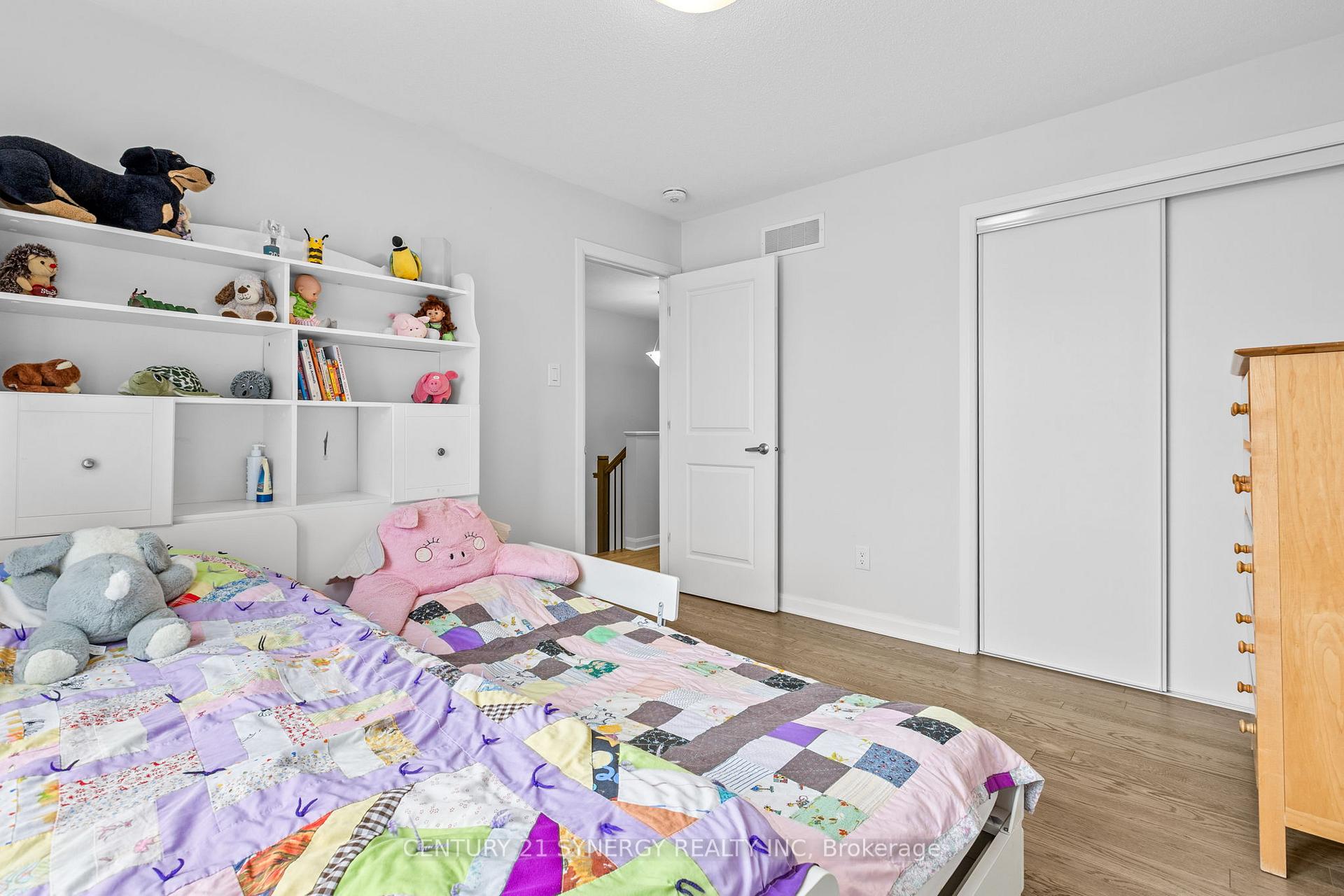 Photo 21 of 112 Attwell Private, Ottawa, Kanata - Morgan's Grant/South March — HOMEH