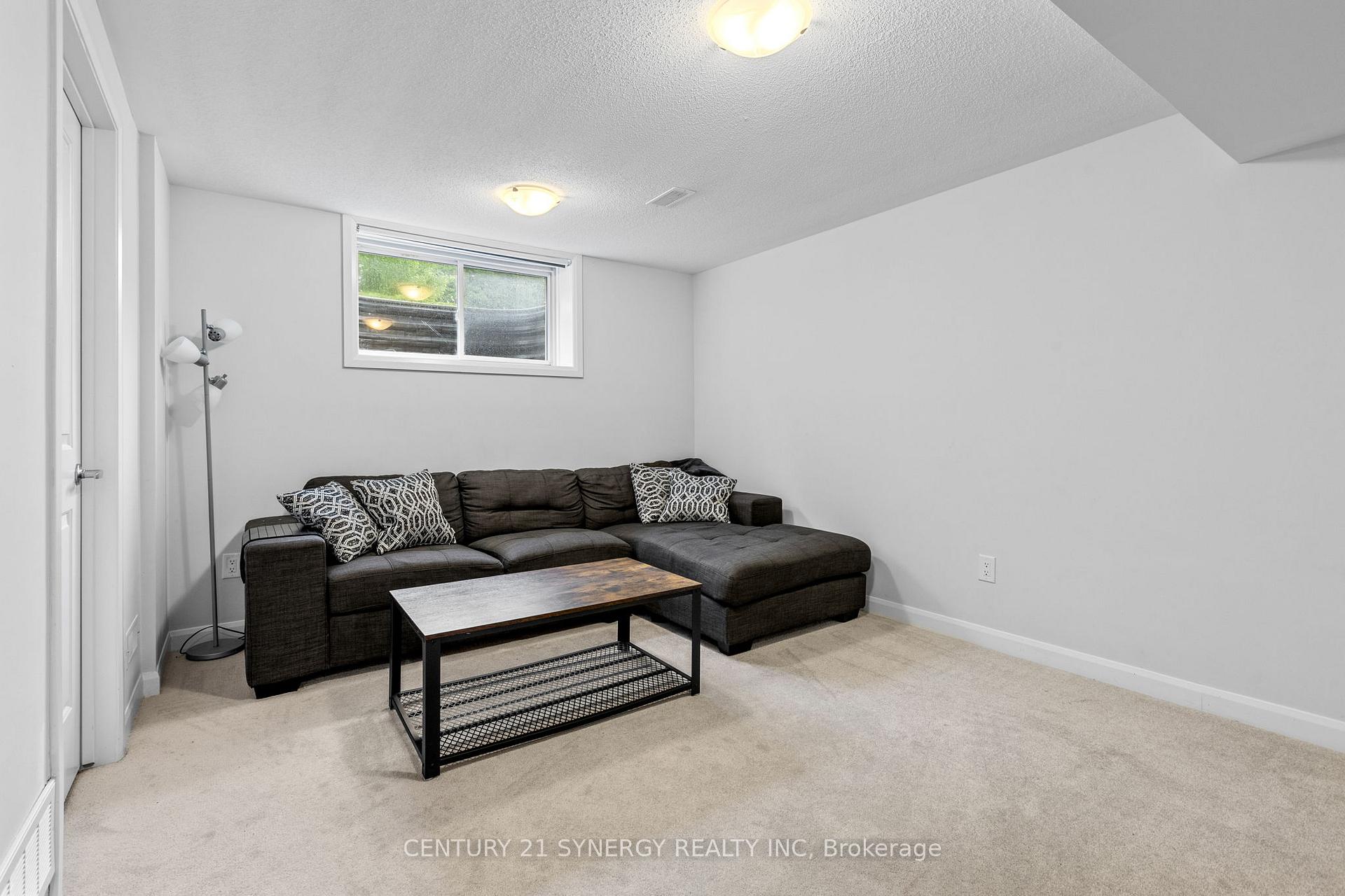 Photo 29 of 112 Attwell Private, Ottawa, Kanata - Morgan's Grant/South March — HOMEH