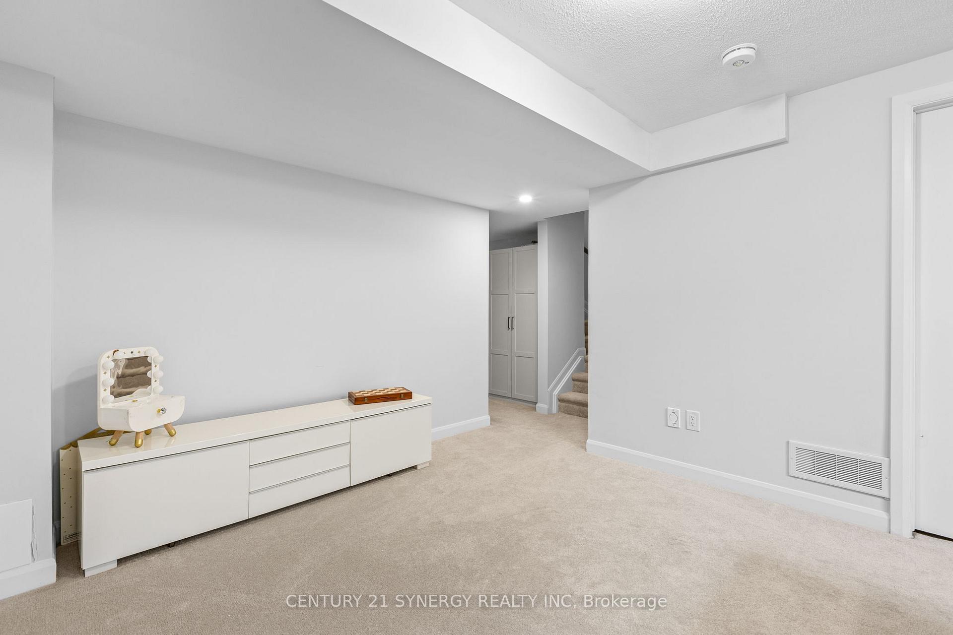 Photo 30 of 112 Attwell Private, Ottawa, Kanata - Morgan's Grant/South March — HOMEH