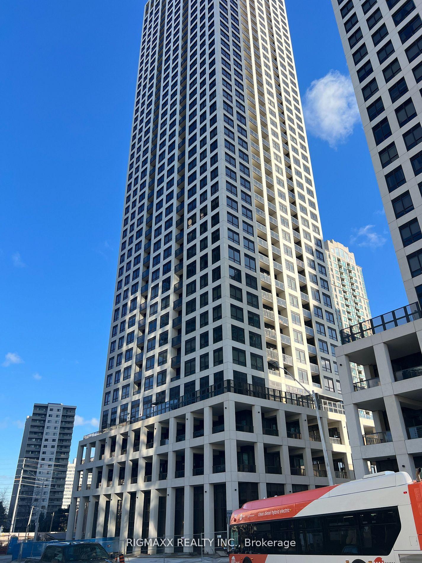 Front of Unit 1503, 30 Elm Drive W