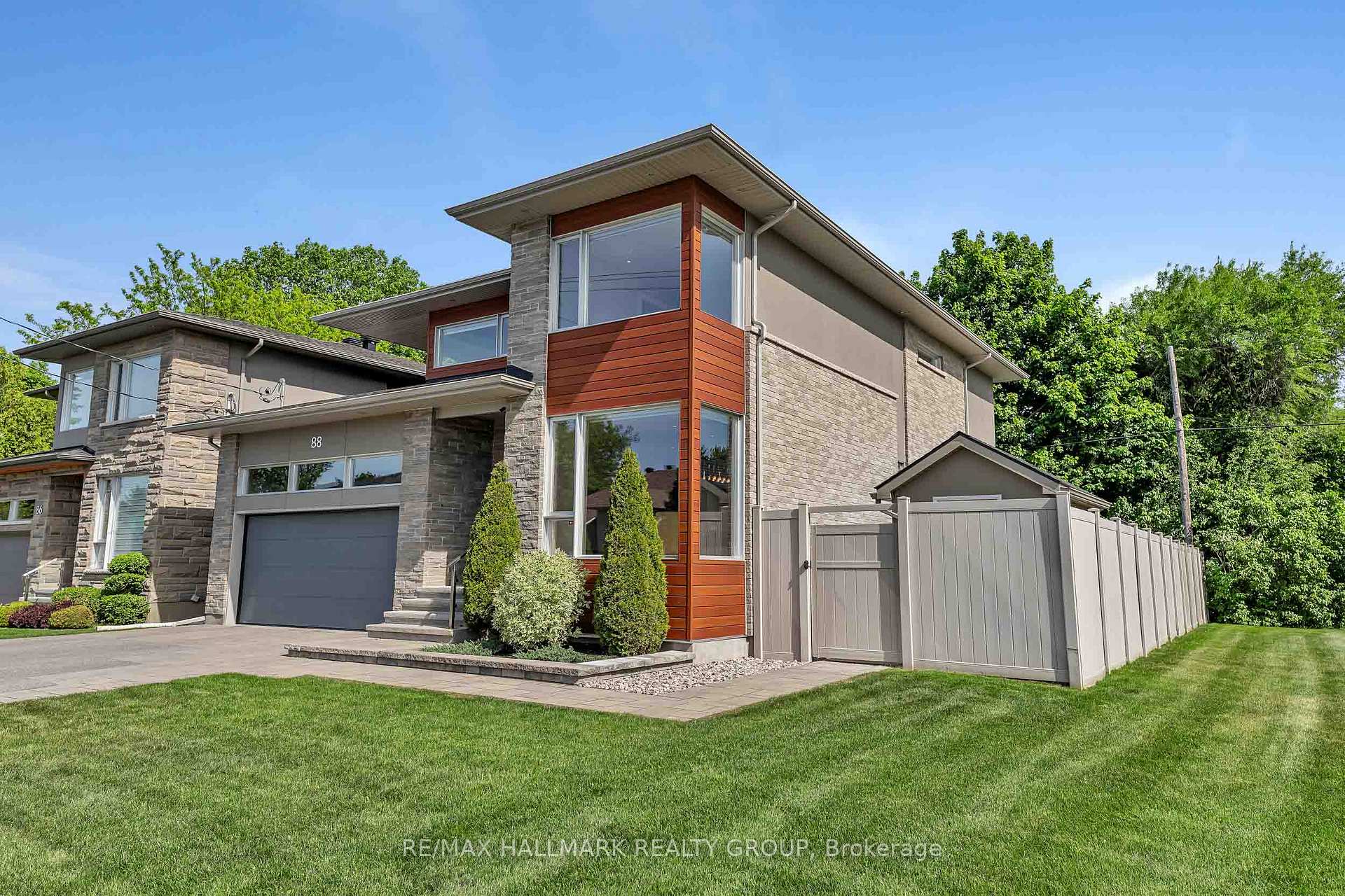 Photo 3 of 88 Withrow Avenue, Ottawa, Meadowlands/St. Claire Gardens — HOMEH