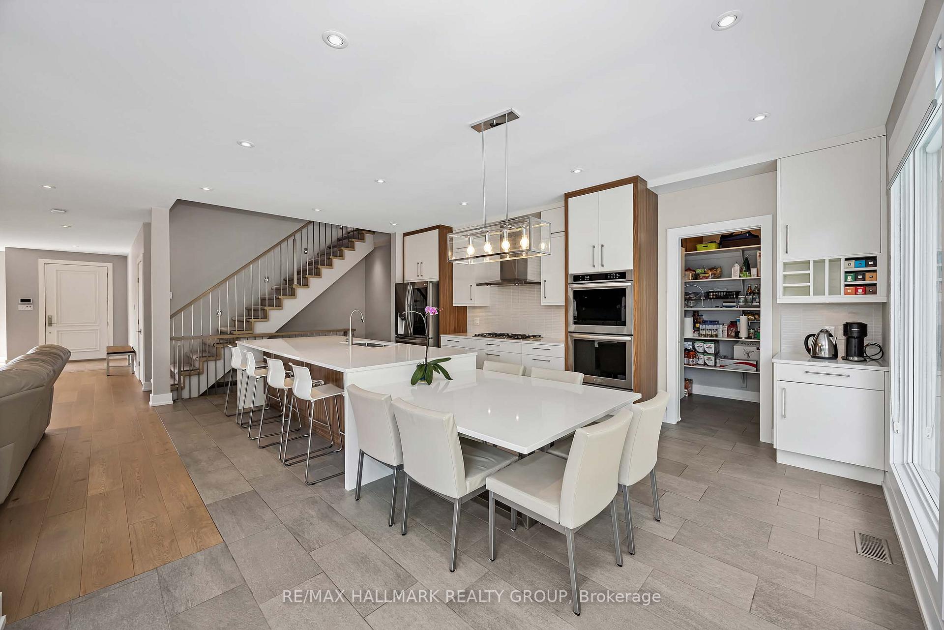 Photo 11 of 88 Withrow Avenue, Ottawa, Meadowlands/St. Claire Gardens — HOMEH