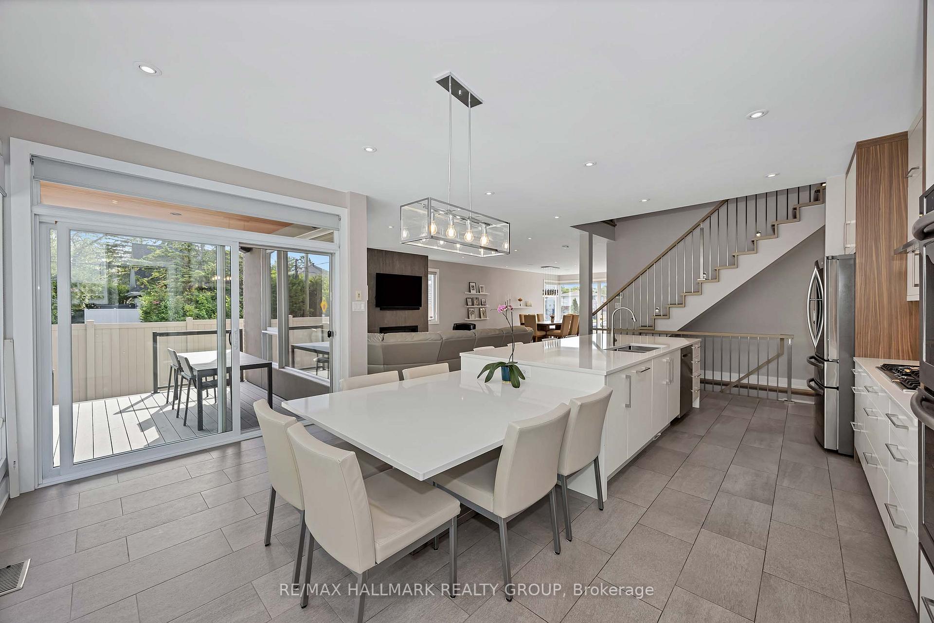 Photo 12 of 88 Withrow Avenue, Ottawa, Meadowlands/St. Claire Gardens — HOMEH