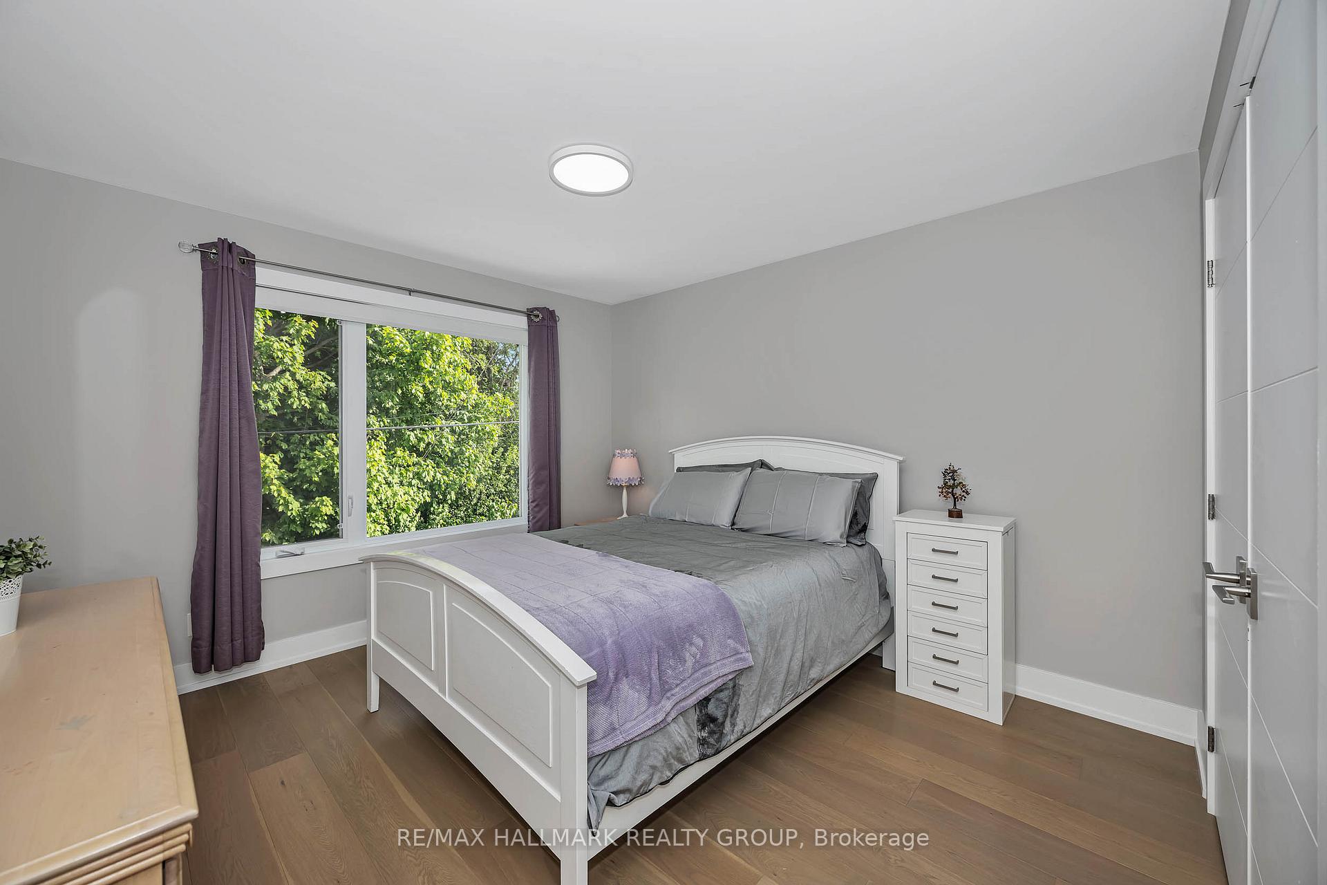 Photo 23 of 88 Withrow Avenue, Ottawa, Meadowlands/St. Claire Gardens — HOMEH