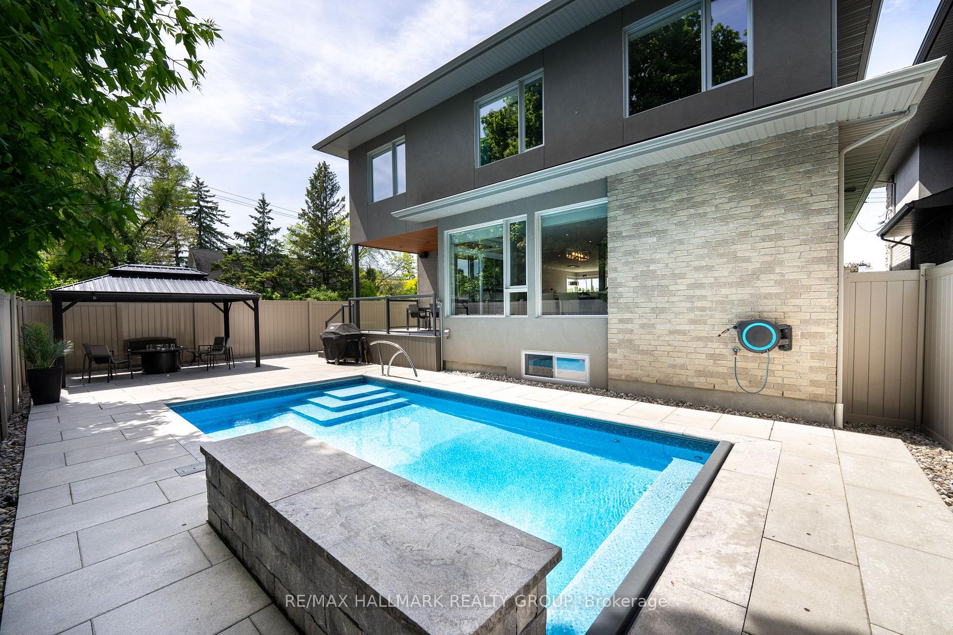Photo 43 of 88 Withrow Avenue, Ottawa, Meadowlands/St. Claire Gardens — HOMEH