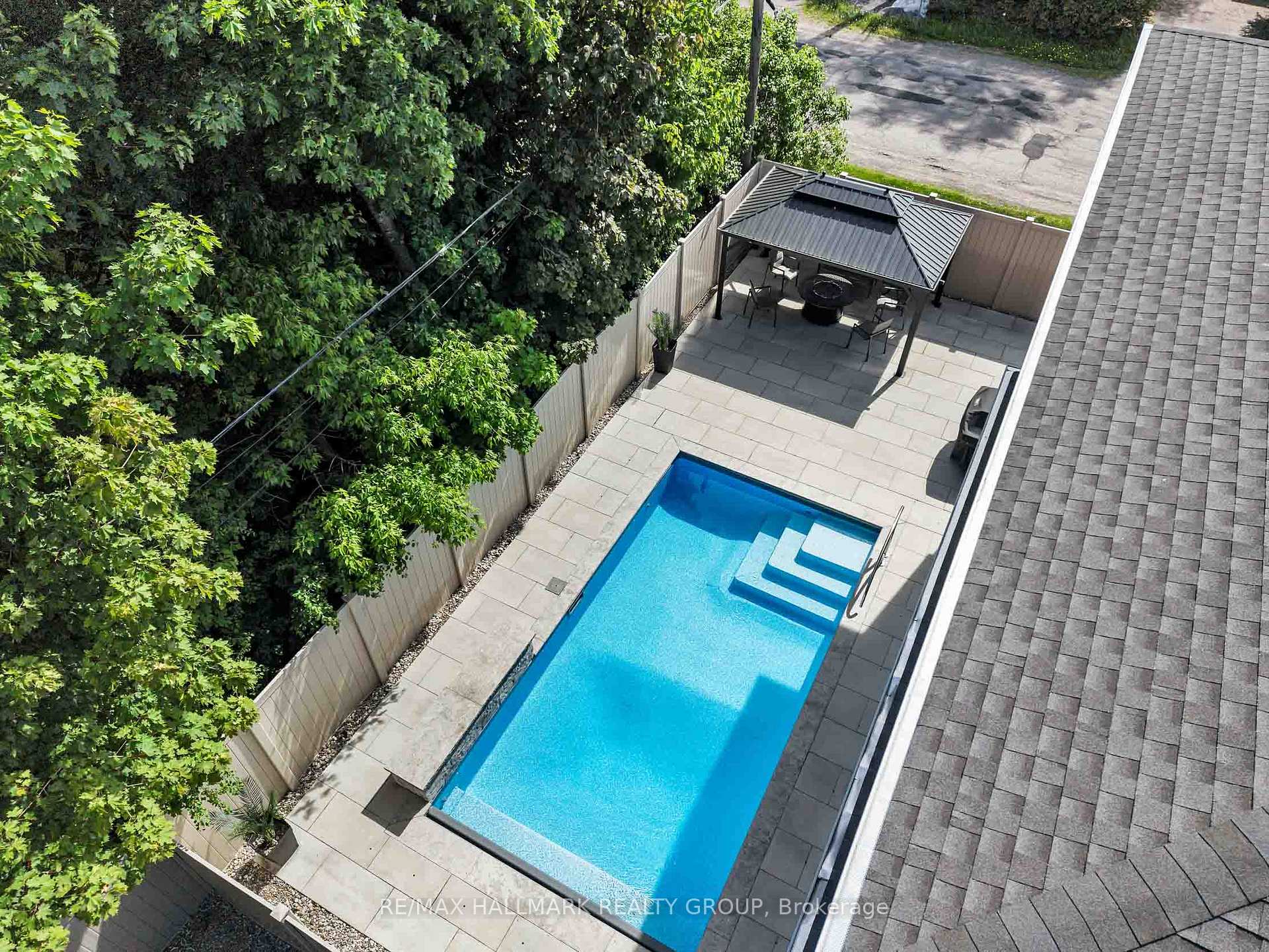 Photo 44 of 88 Withrow Avenue, Ottawa, Meadowlands/St. Claire Gardens — HOMEH