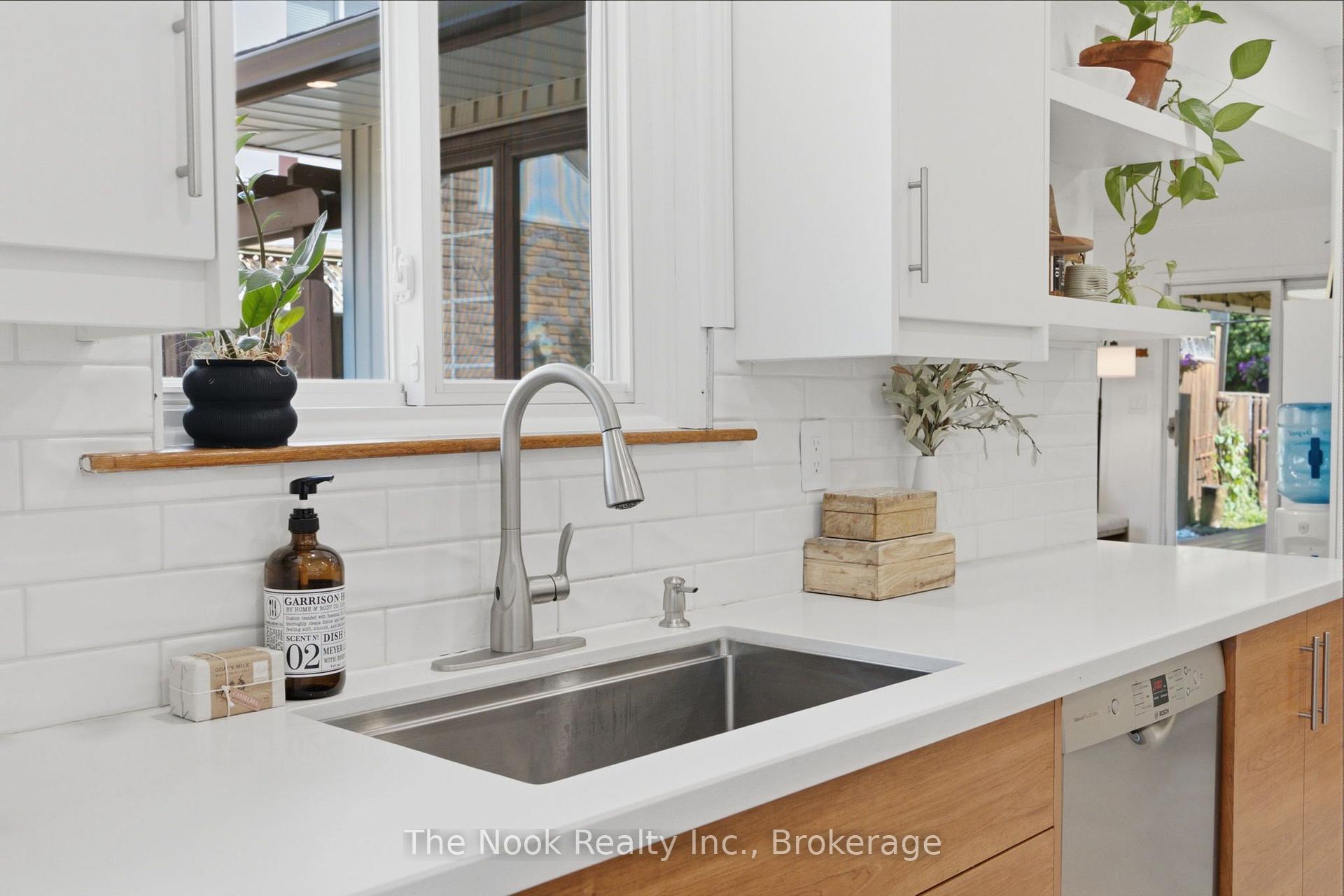 Photo 5 of 1131 Eldorado Avenue, Oshawa, Eastdale — HOMEH