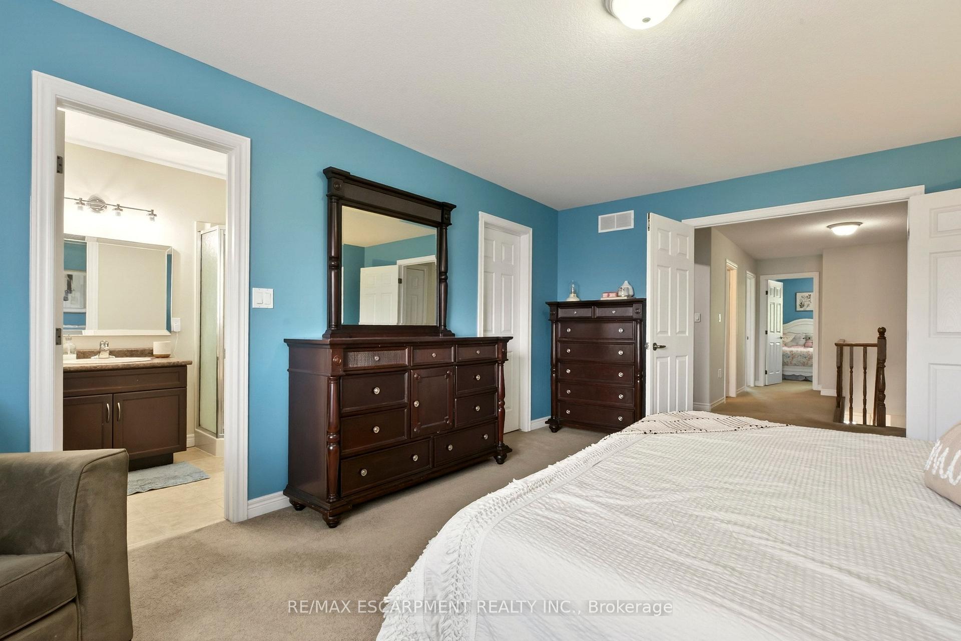 Photo 25 of 62 Fall Fair Way, Hamilton, Binbrook — HOMEH