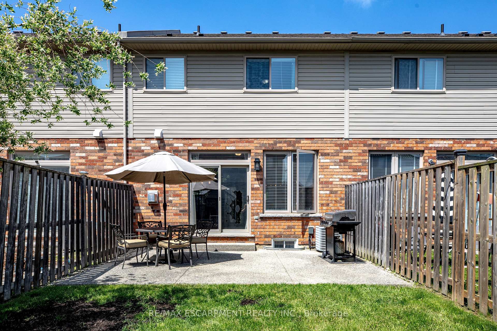 Photo 44 of 62 Fall Fair Way, Hamilton, Binbrook — HOMEH