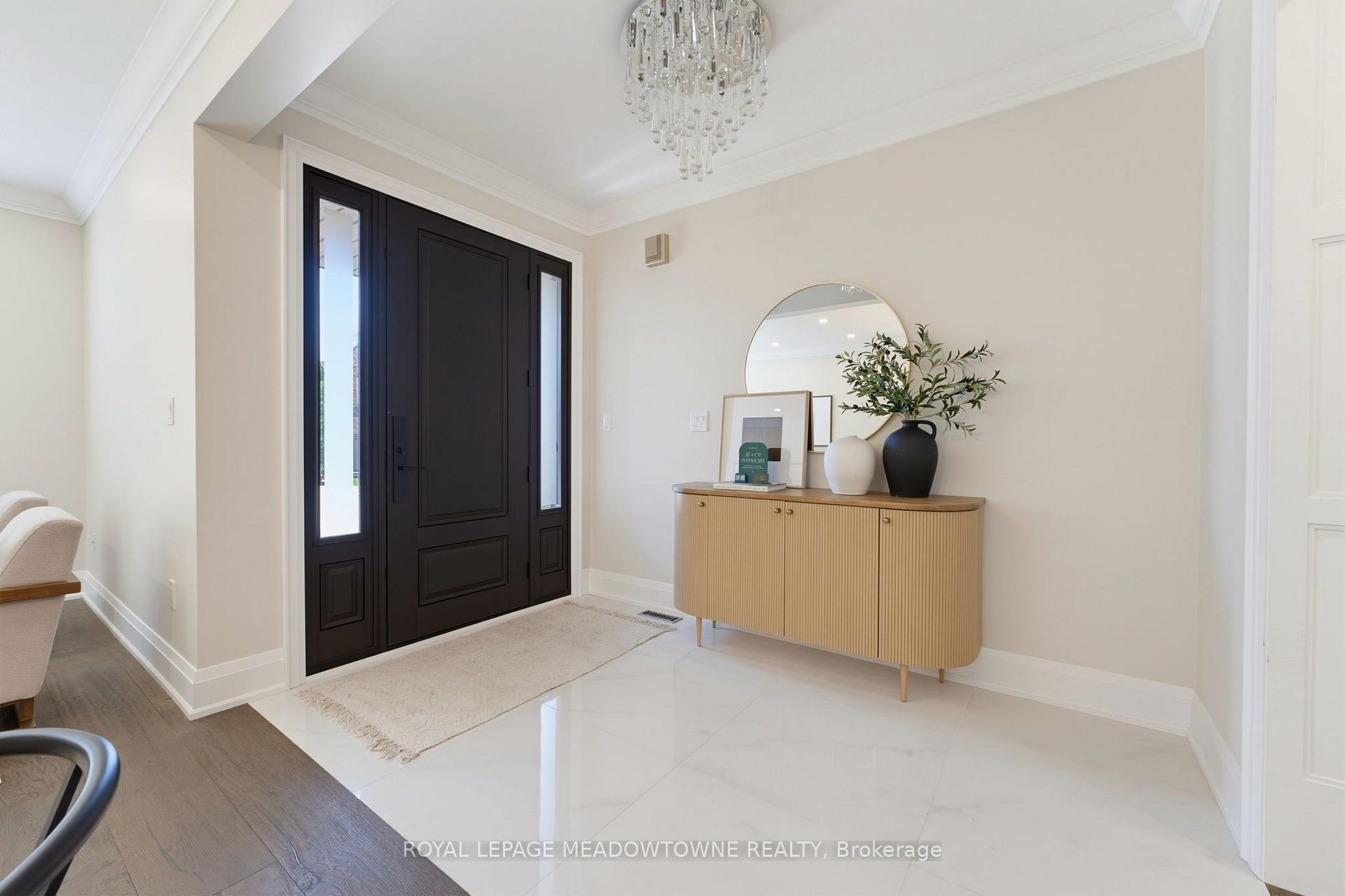 Photo 5 of 2269 Wuthering Heights Way, Oakville, Bronte Creek — HOMEH