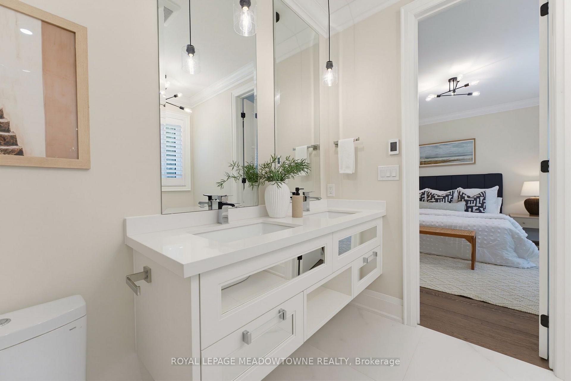 Photo 24 of 2269 Wuthering Heights Way, Oakville, Bronte Creek — HOMEH