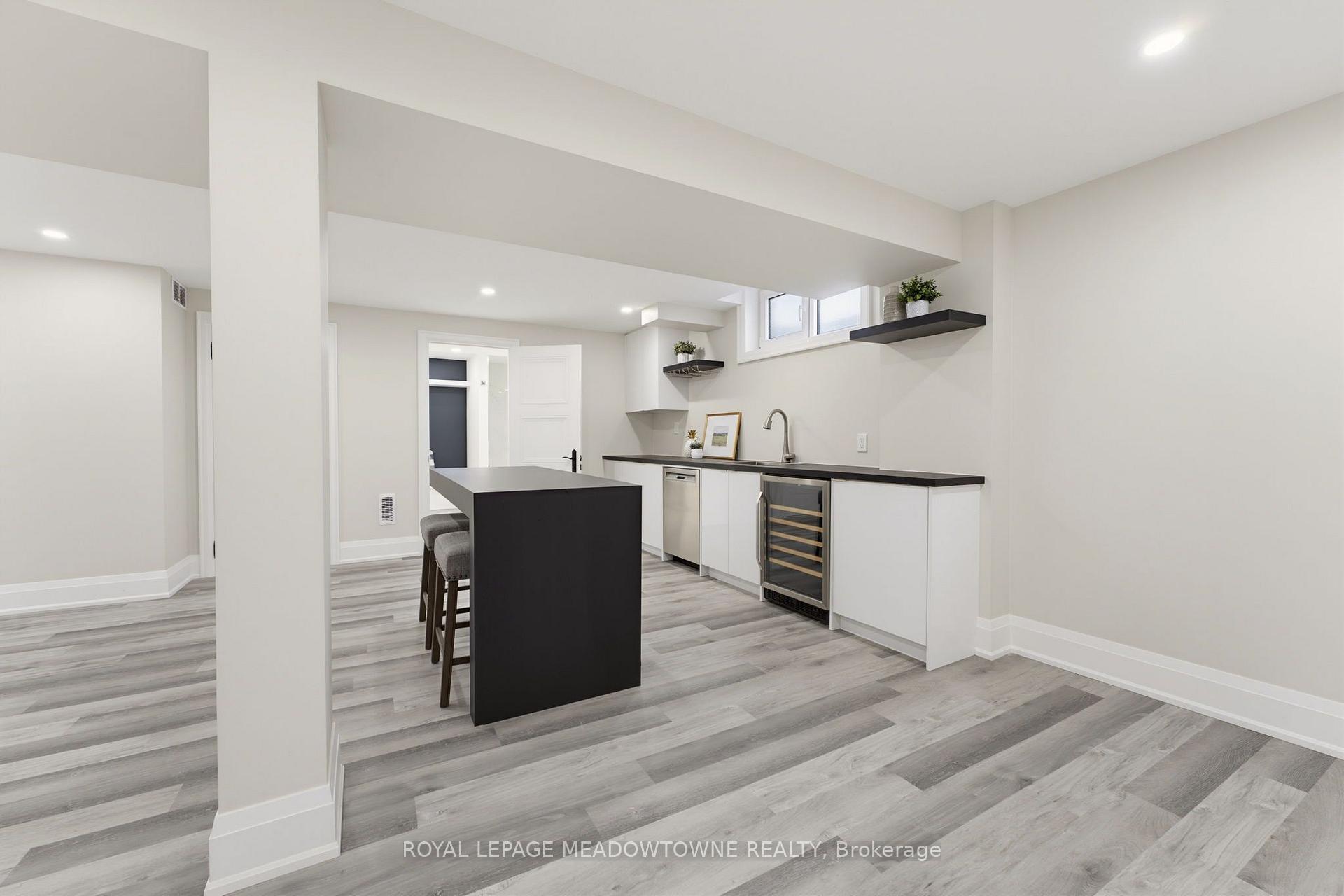 Photo 38 of 2269 Wuthering Heights Way, Oakville, Bronte Creek — HOMEH